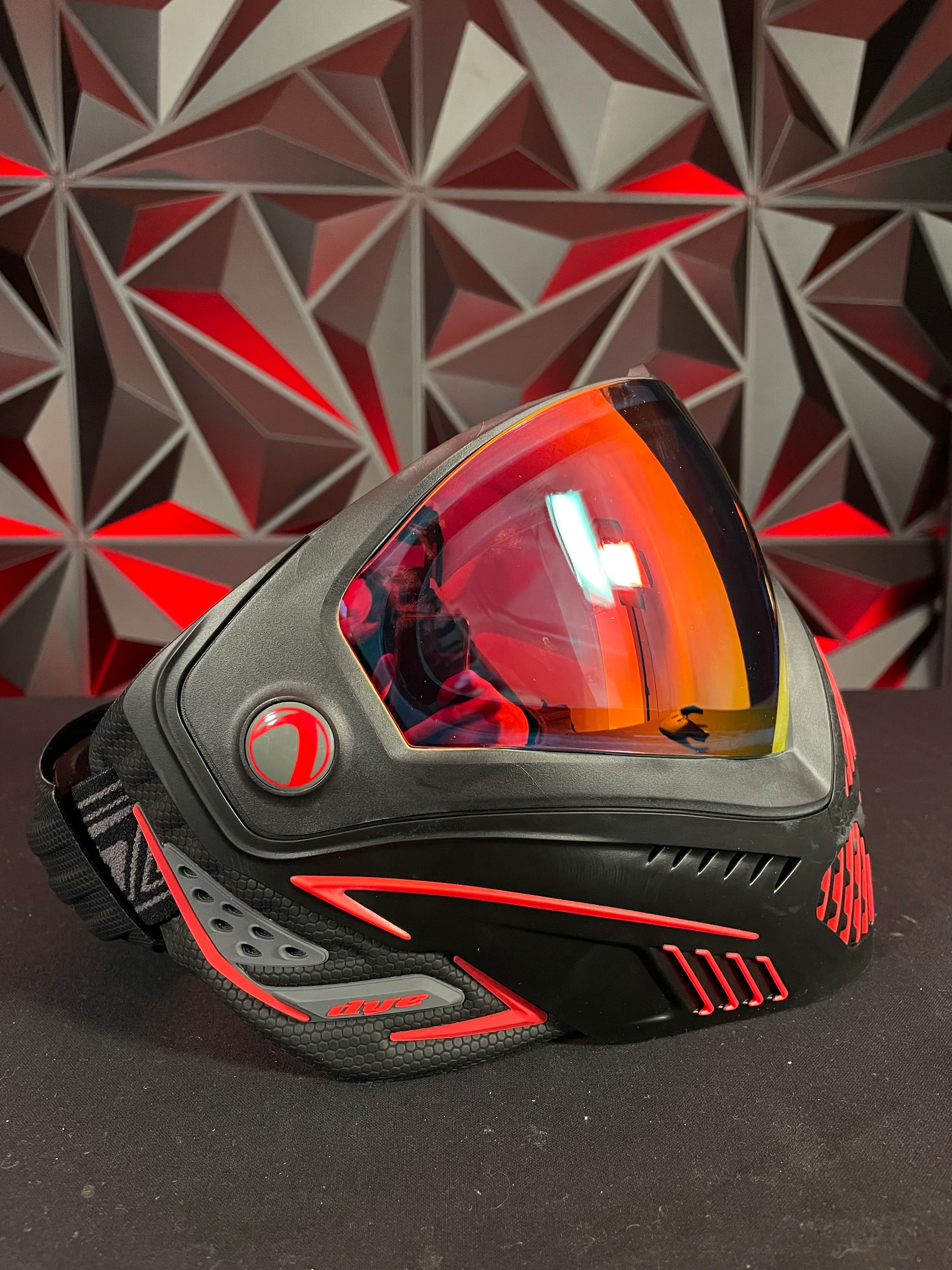 Used Dye i5 Paintball Goggle - Black/Red w/Soft Goggle Bag & Extra Lens - Image 2