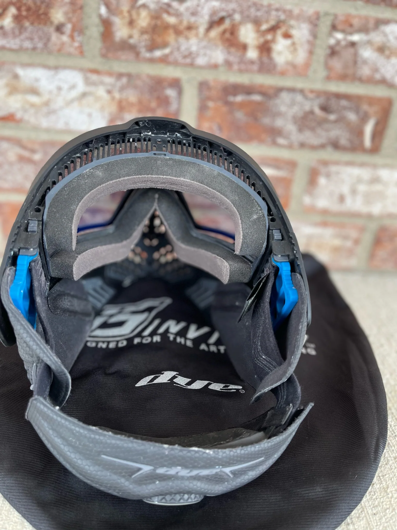 Used Dye I5 Paintball Goggle - Black - with Goggle Bag - Image 4