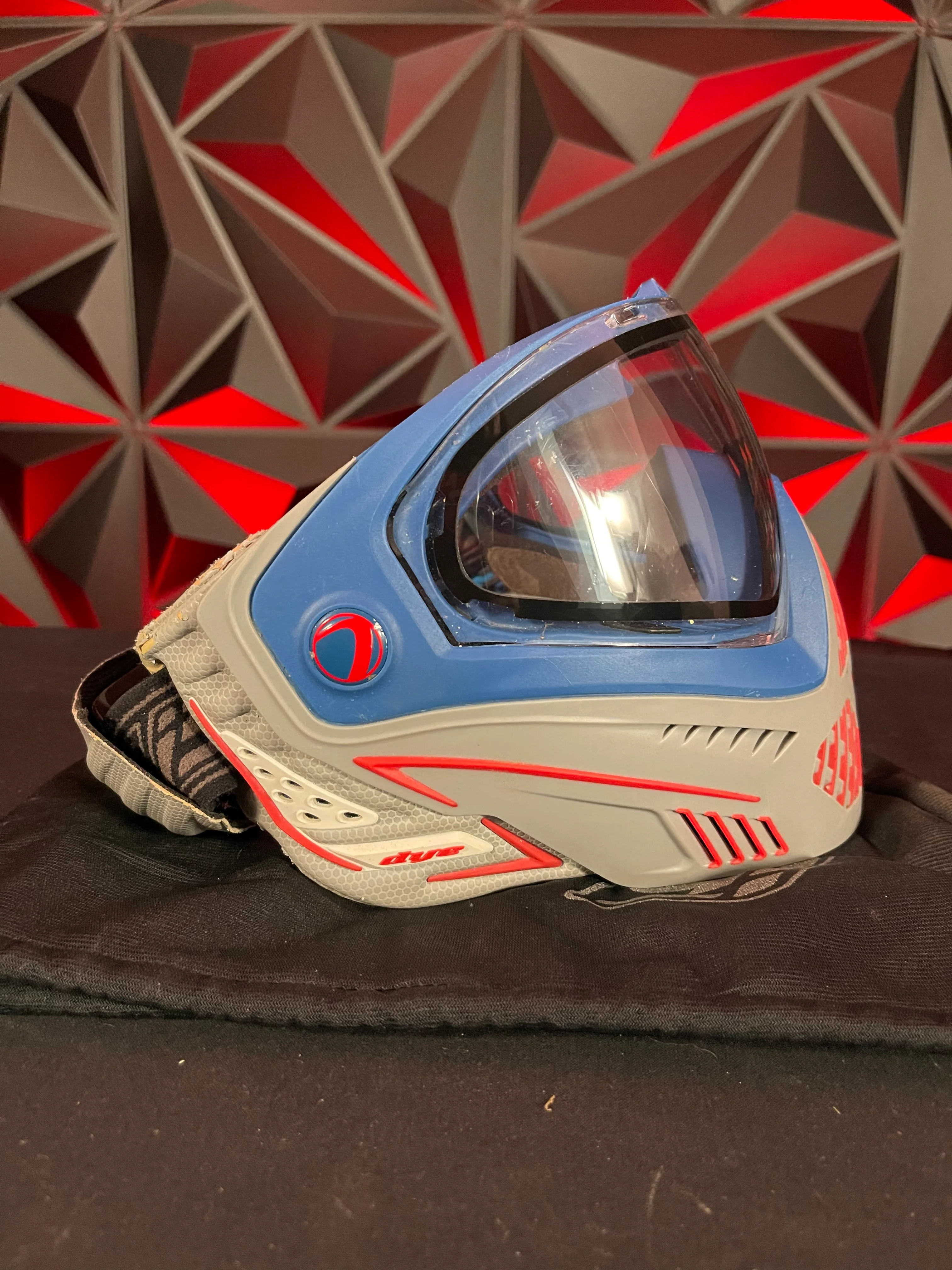 Used Dye i5 Paintball Goggle - Grey/Red w/Soft Goggle Bag - Image 3
