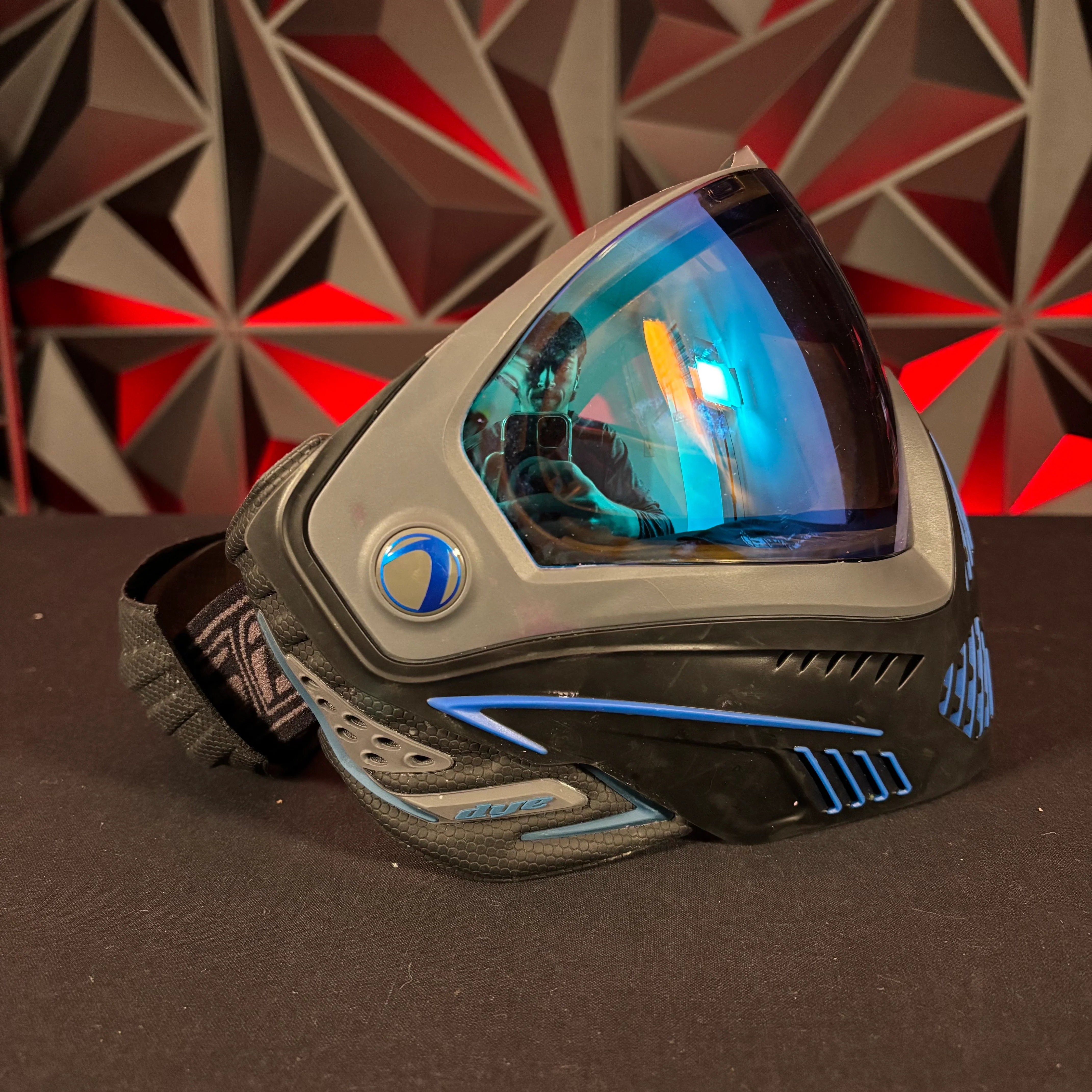 Used Dye I5 Paintball Goggle - Storm (Black w/Blue) w/Chin Strap and Soft Goggle Bag - Image 3