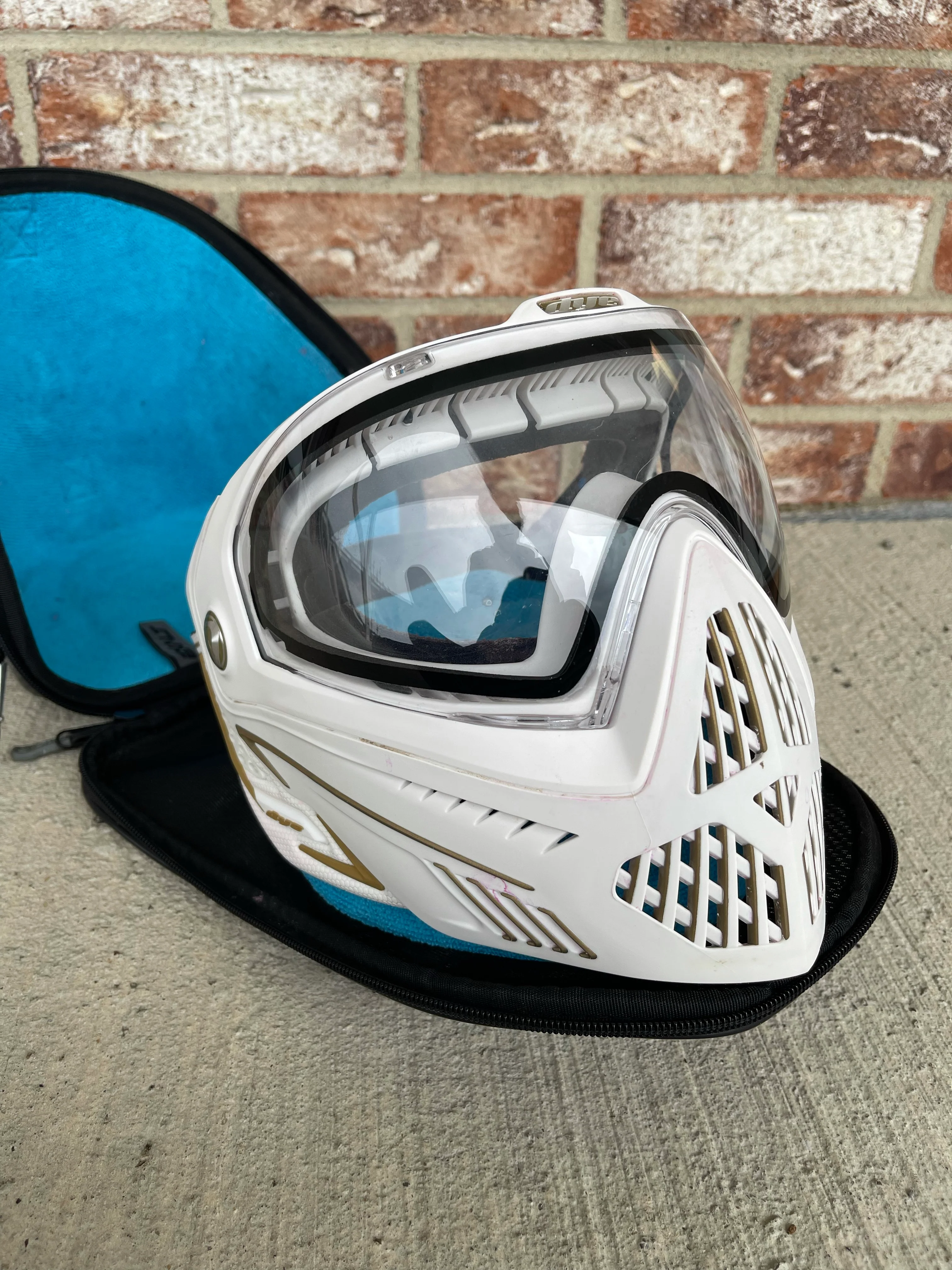 Used Dye I5 Paintball Goggle - White / Gold - Image 2