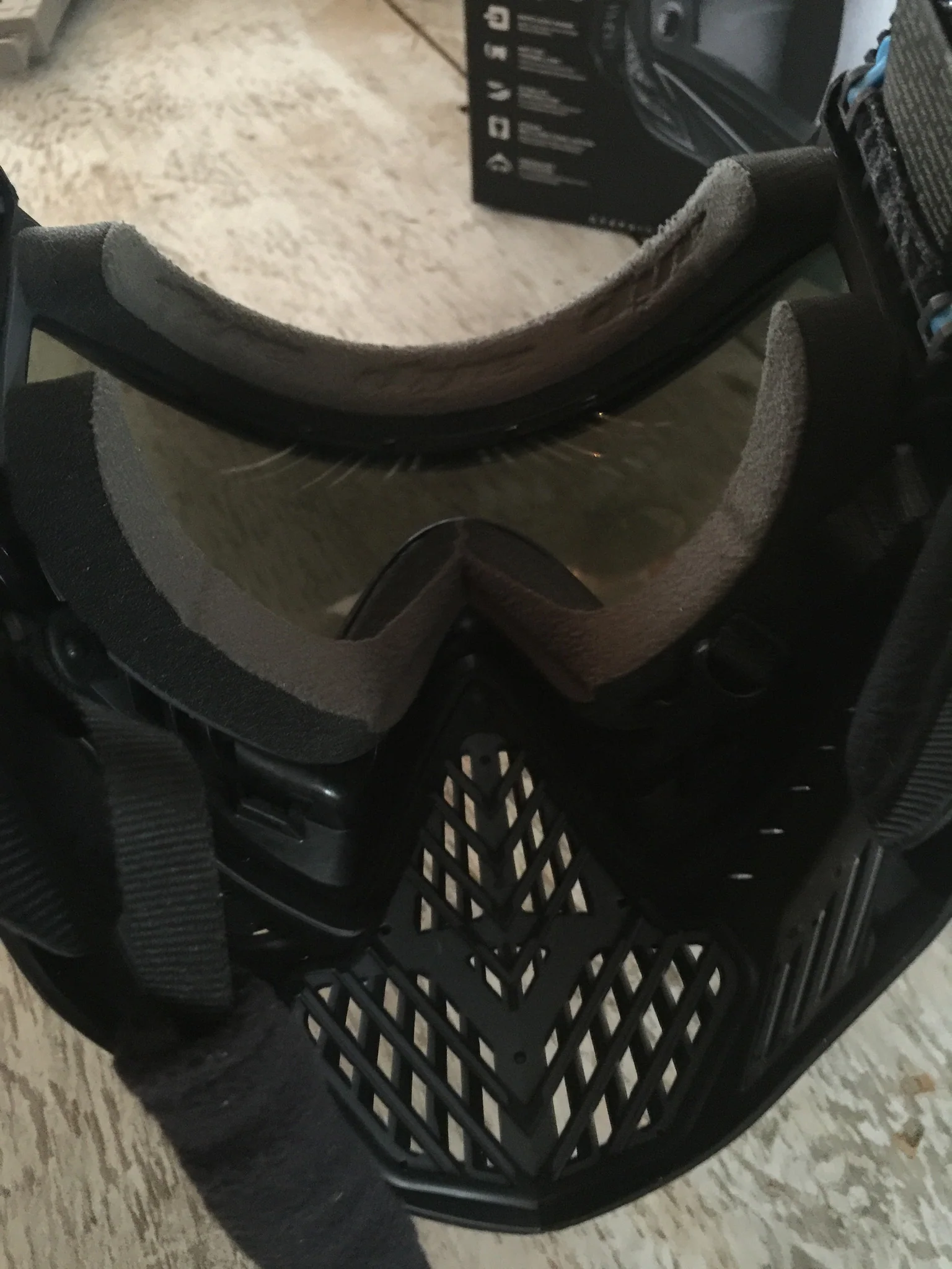 USED Dye I5 Paintball Goggles / Mask (Shop Demo Model) - Image 2