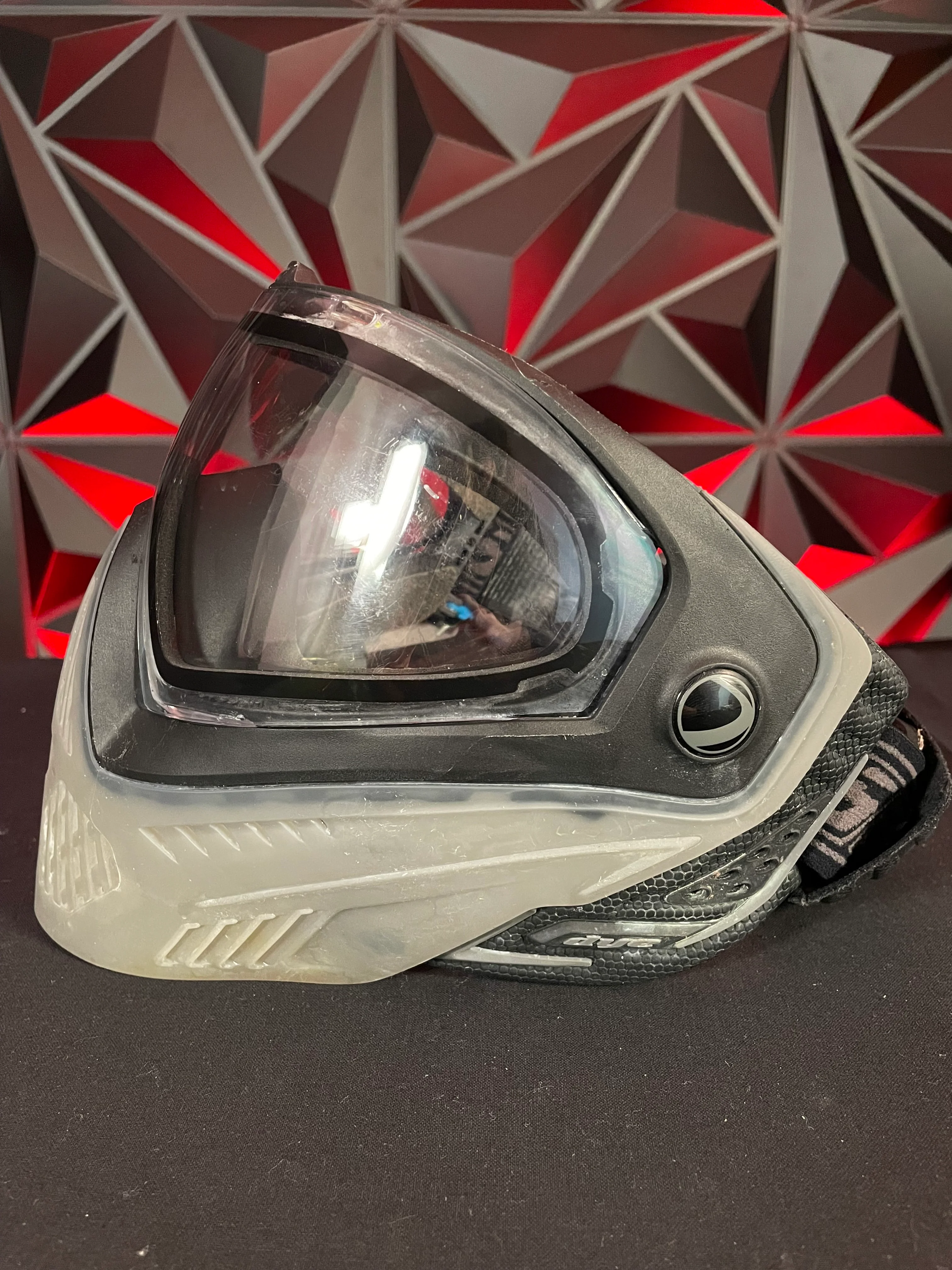 Used Dye i5 Paintball Mask - Black/Clear w/Clear & Yellow Lens - Image 3