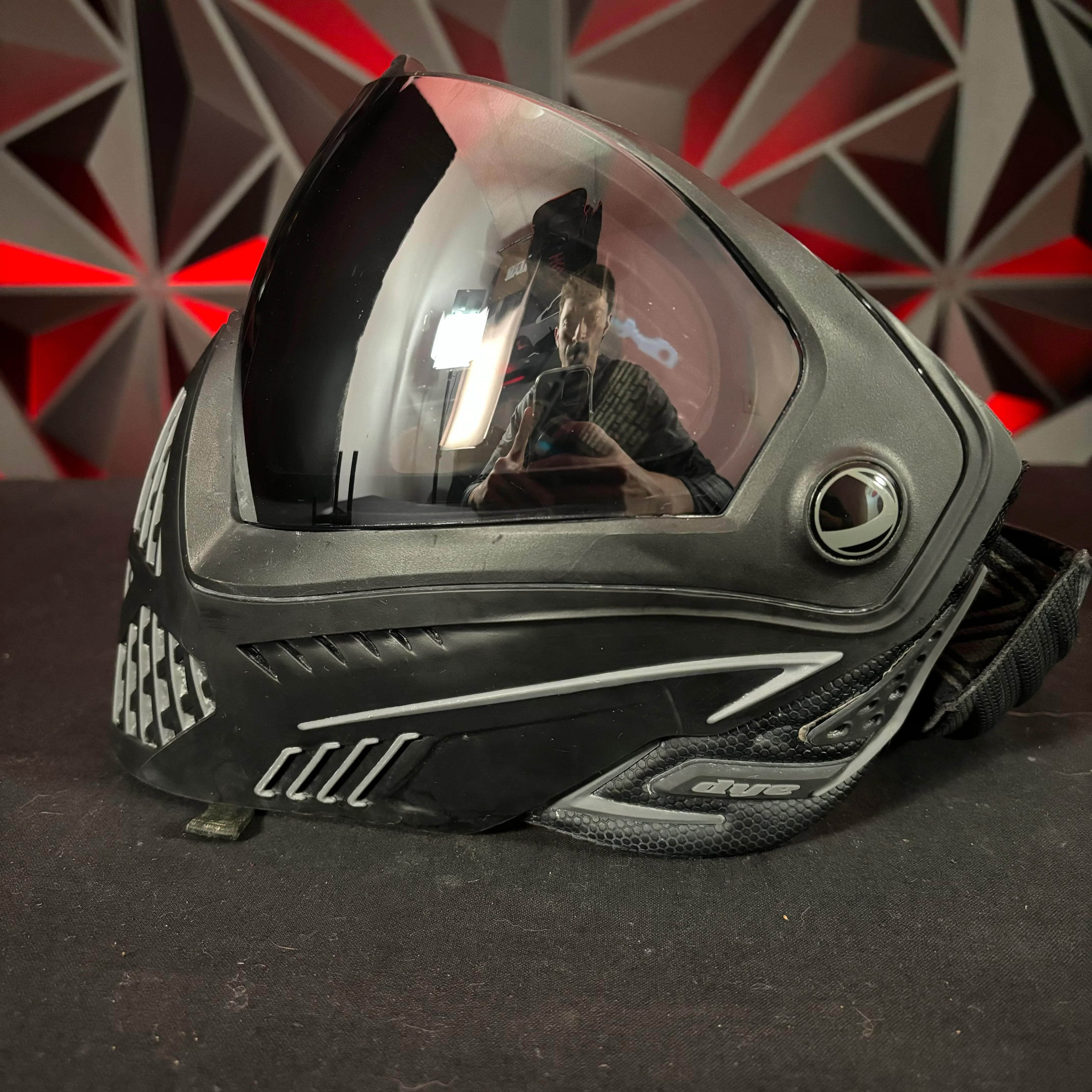 Used Dye i5 Paintball Mask - Black w/Mirrored Lens (Installed), Soft Goggle Bag, & Original Box Case - Image 4