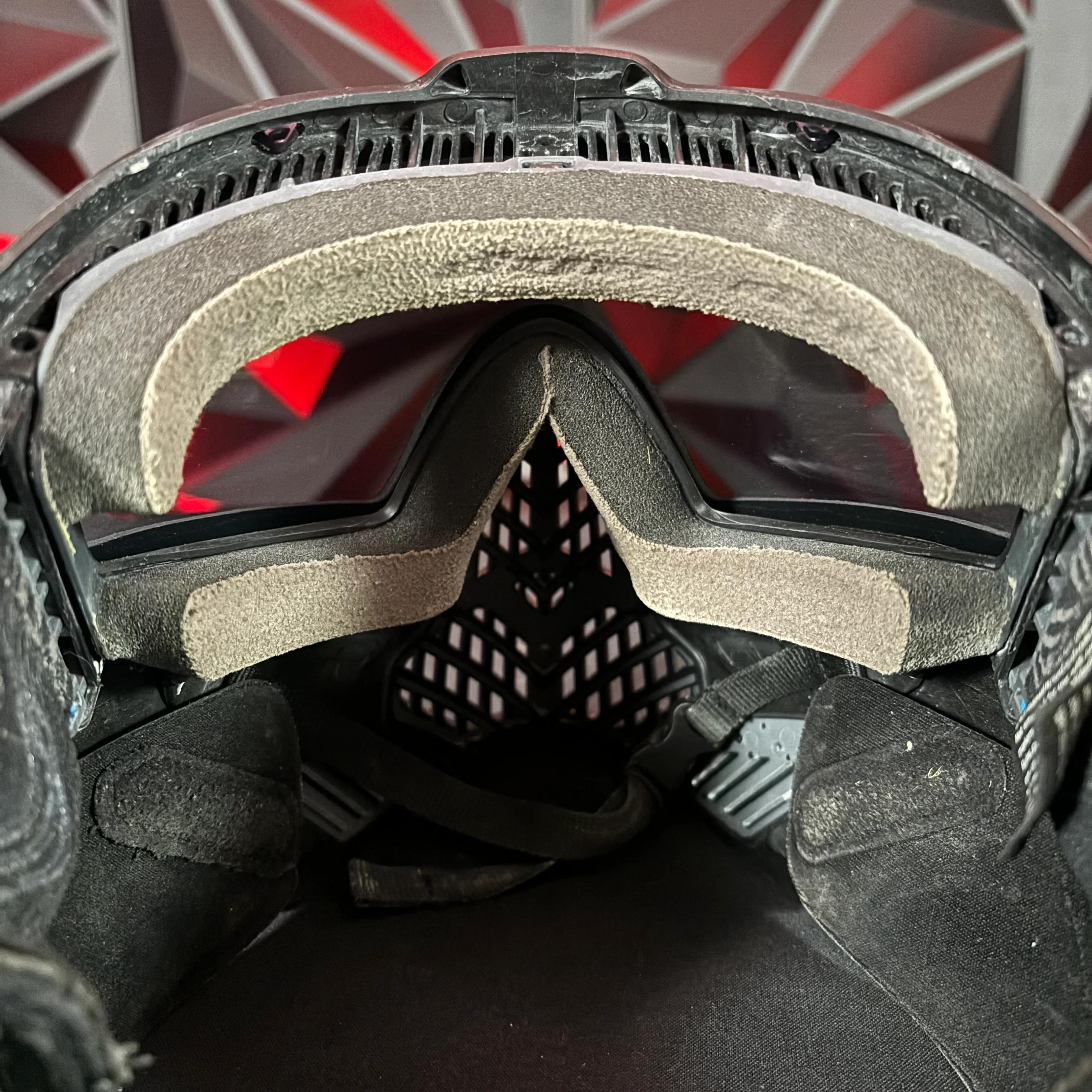 Used Dye i5 Paintball Mask - Black w/Mirrored Lens (Installed), Soft Goggle Bag, & Original Box Case - Image 5