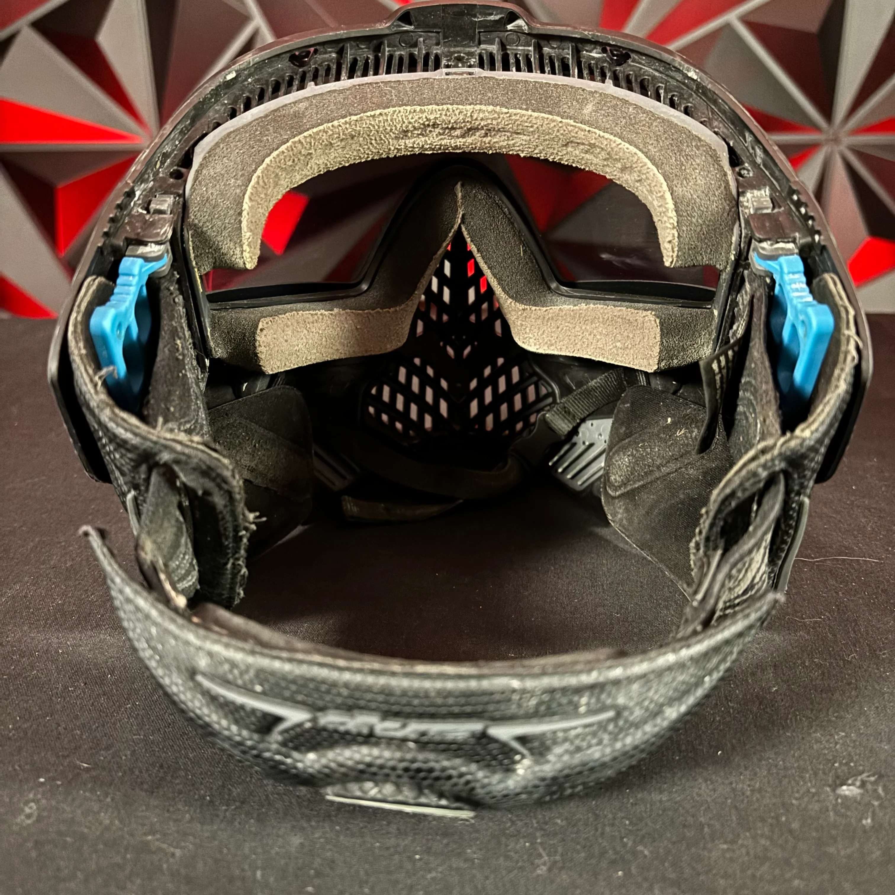 Used Dye i5 Paintball Mask - Black w/Mirrored Lens (Installed), Soft Goggle Bag, & Original Box Case - Image 6