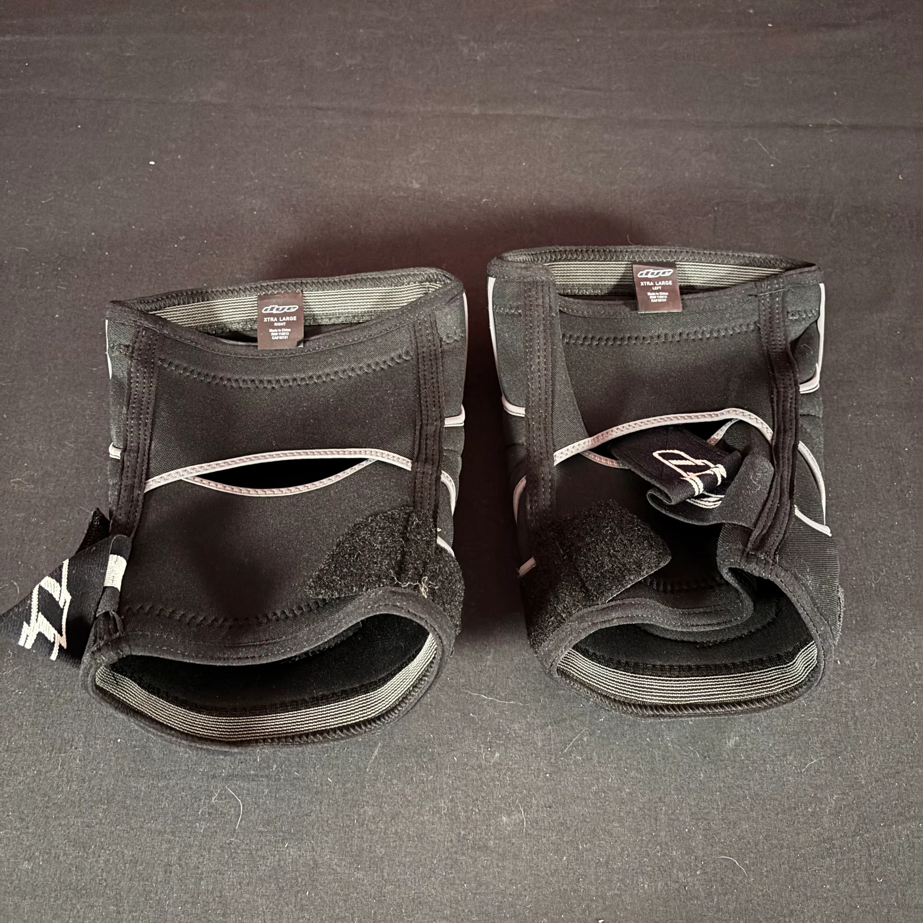 Used Dye Knee Pads - XL - Image 2