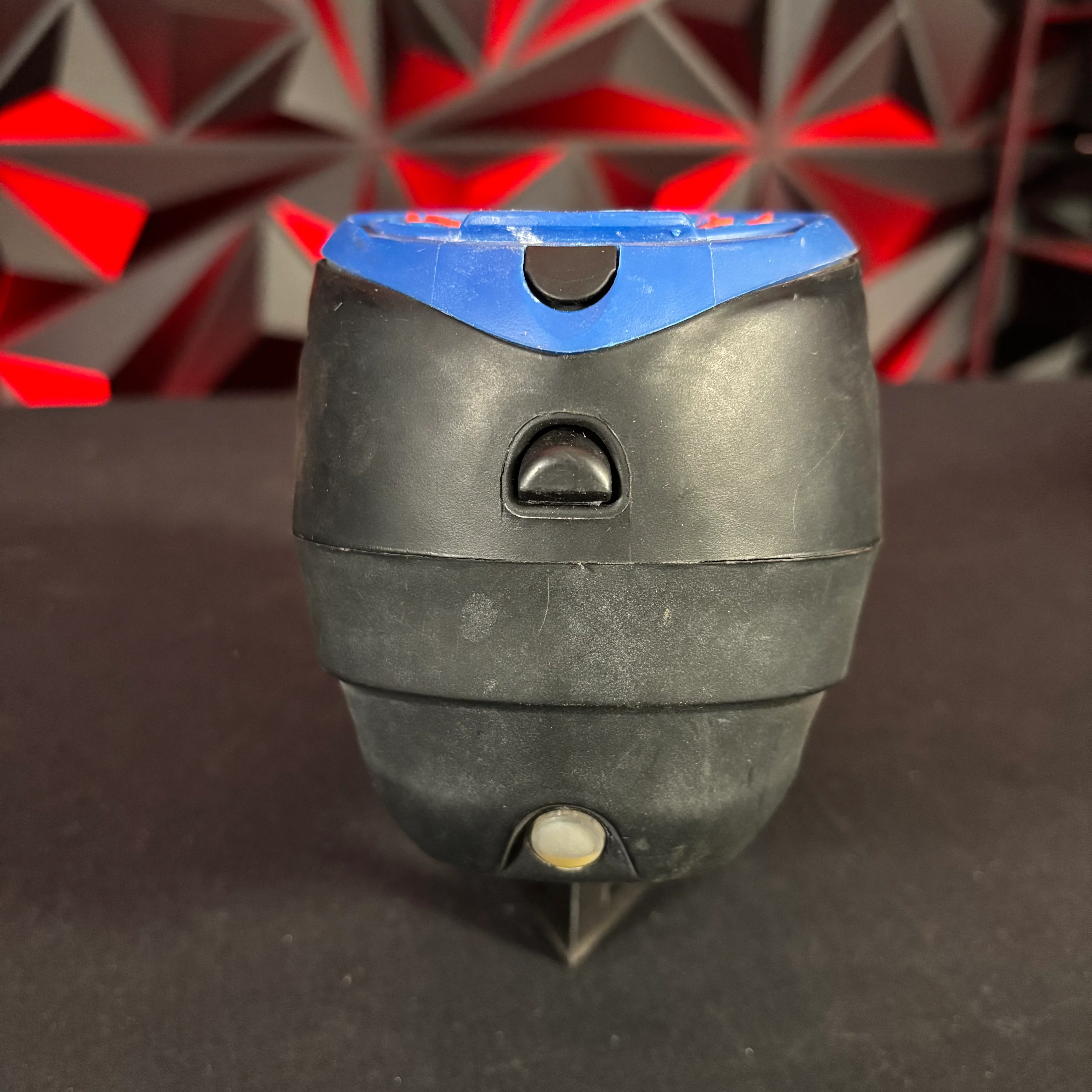 Used Dye LT-R Paintball Loader - Black/Blue w/ Speedfeed - Image 2