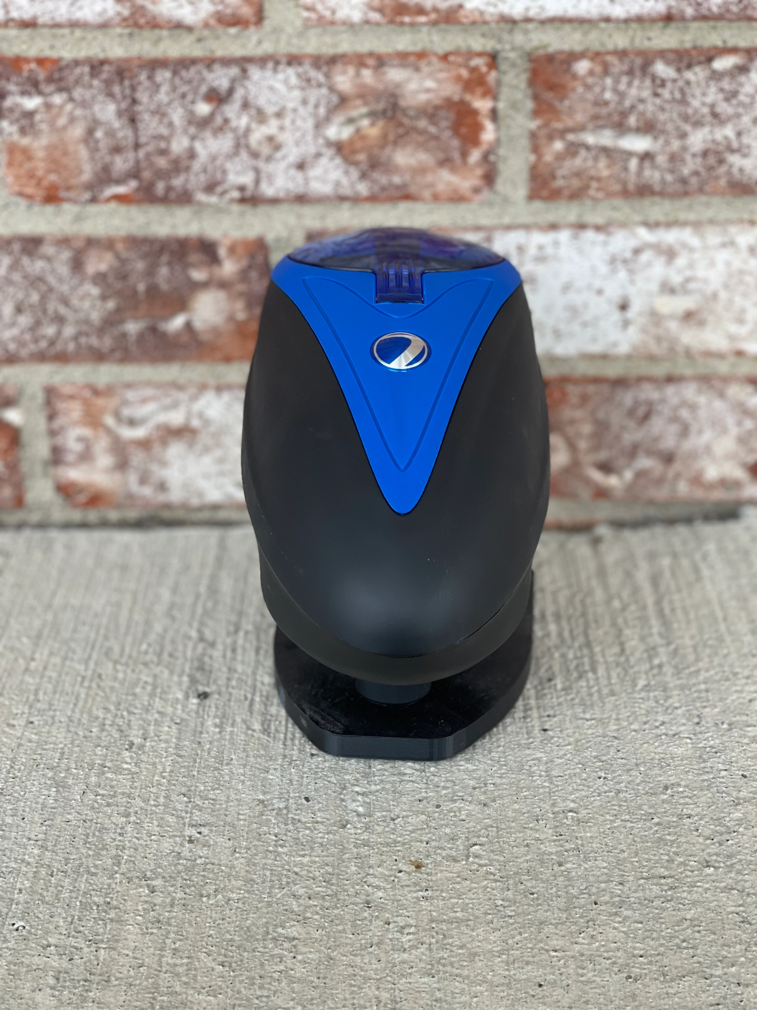 Used Dye LTR Paintball Loader - Black / Blue - Image 4