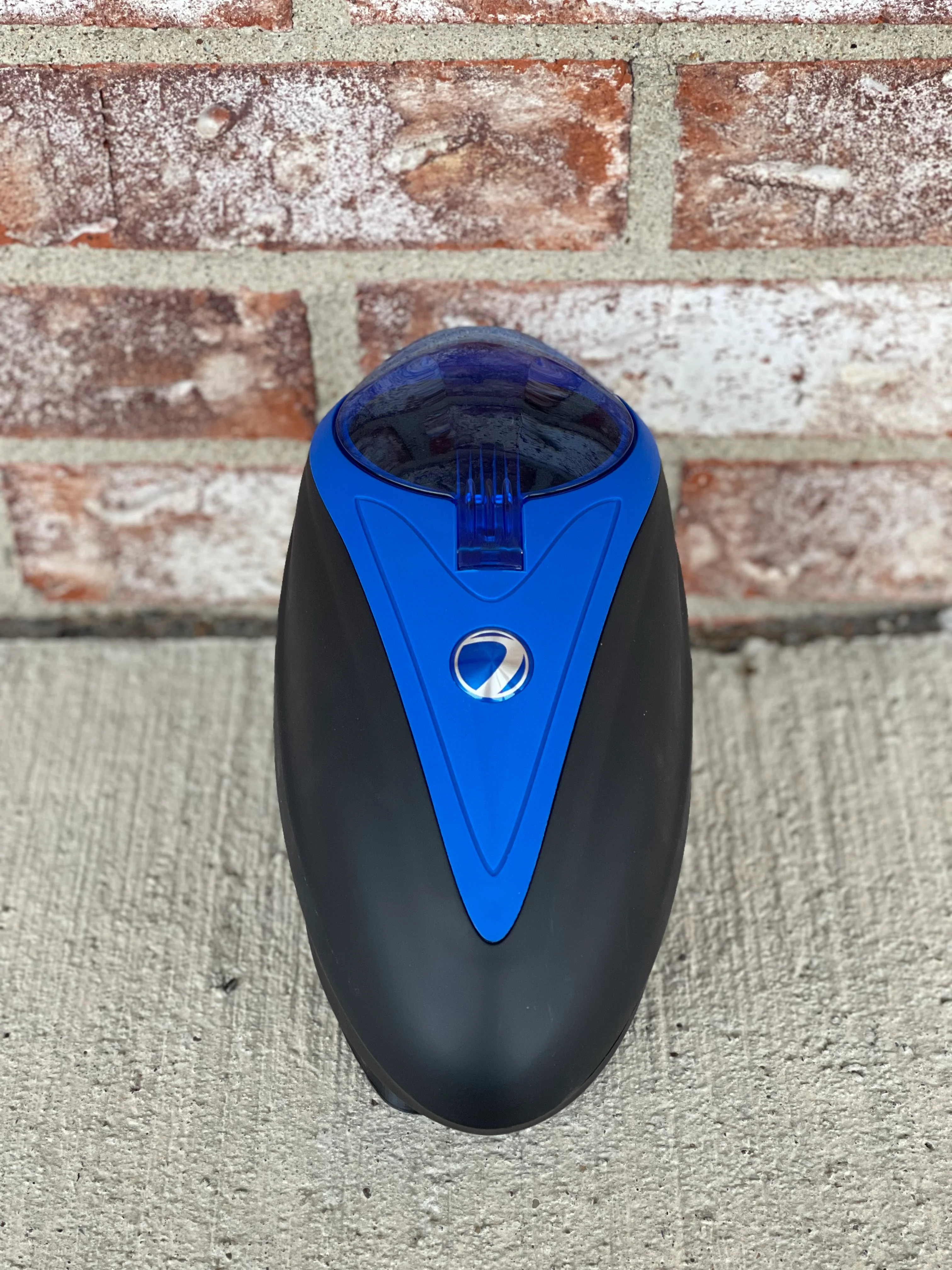 Used Dye LTR Paintball Loader - Black / Blue - Image 6