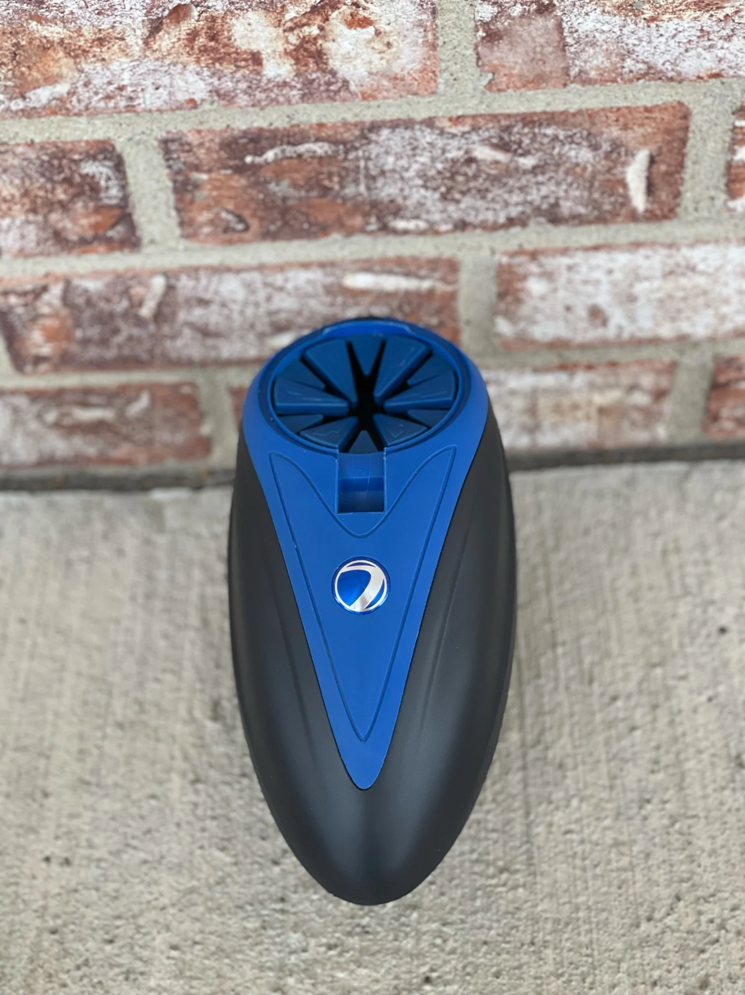 Used Dye LTR Paintball Loader - Black/Blue with Blue Speed Feed - Image 5