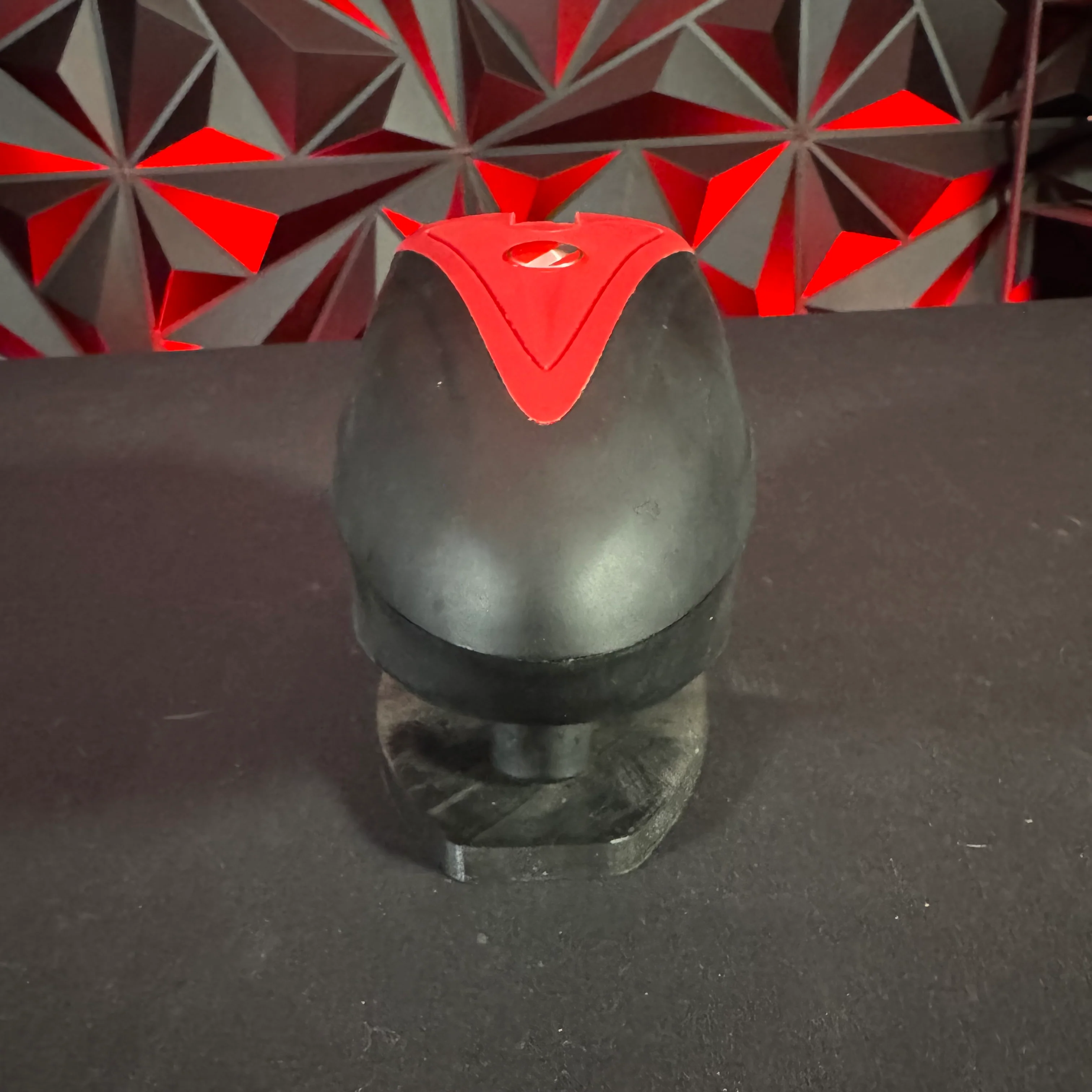 Used Dye LTR Paintball Loader - Black/Red w/ HK Army Epic Speed Feed - Image 4