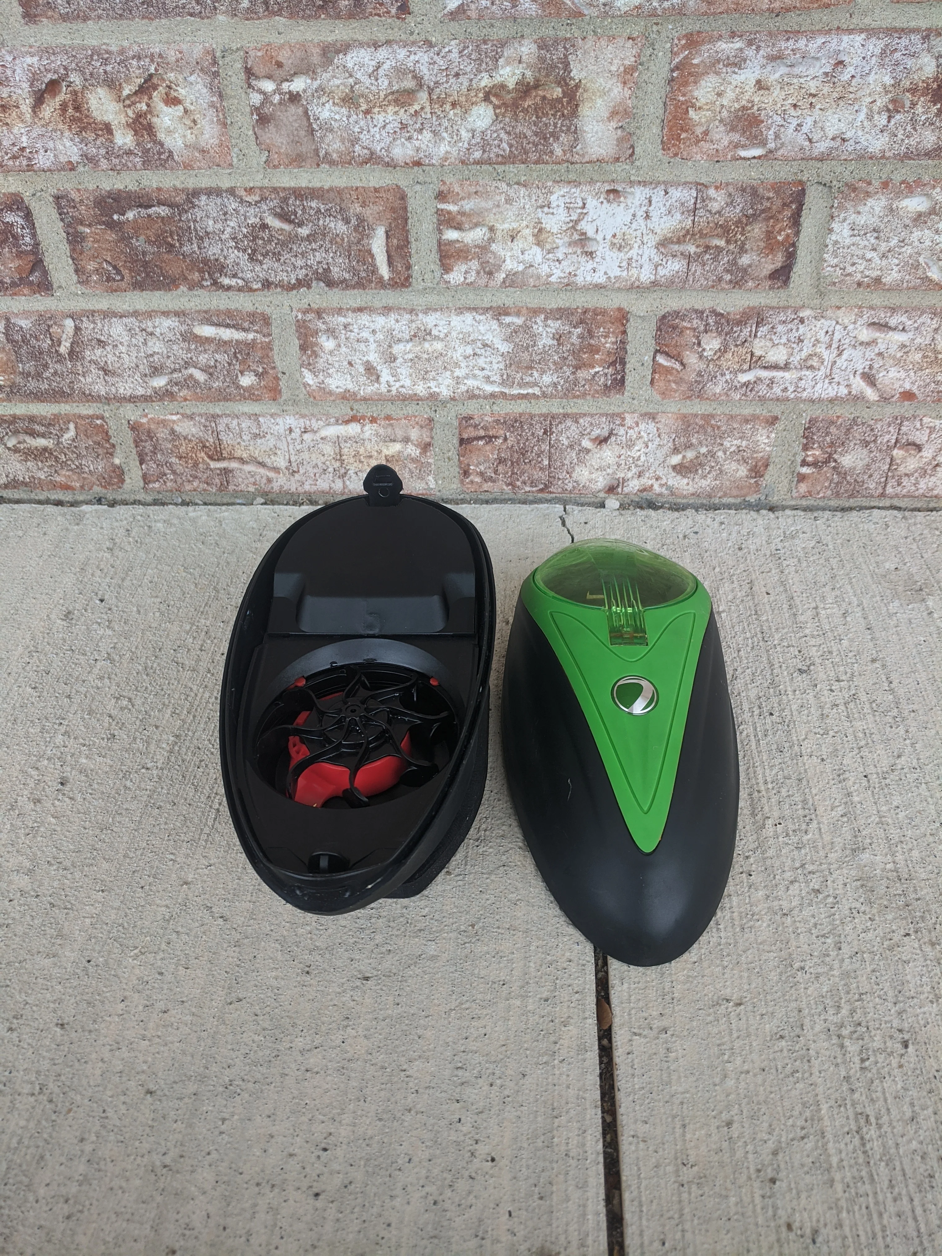 Used Dye LTR Paintball Loader- Lime - Image 2