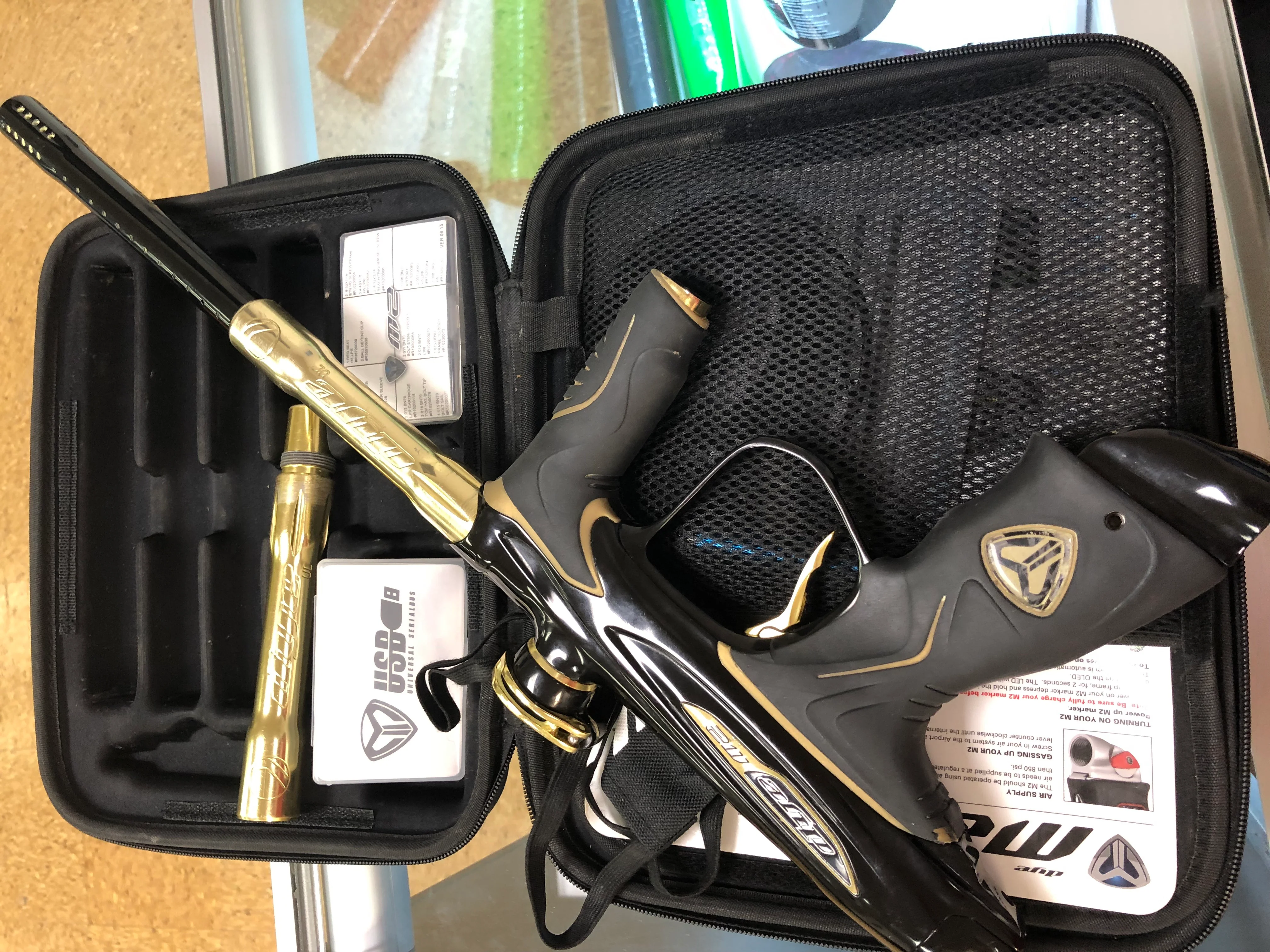 Used Dye M2- Black/Gold - Image 2