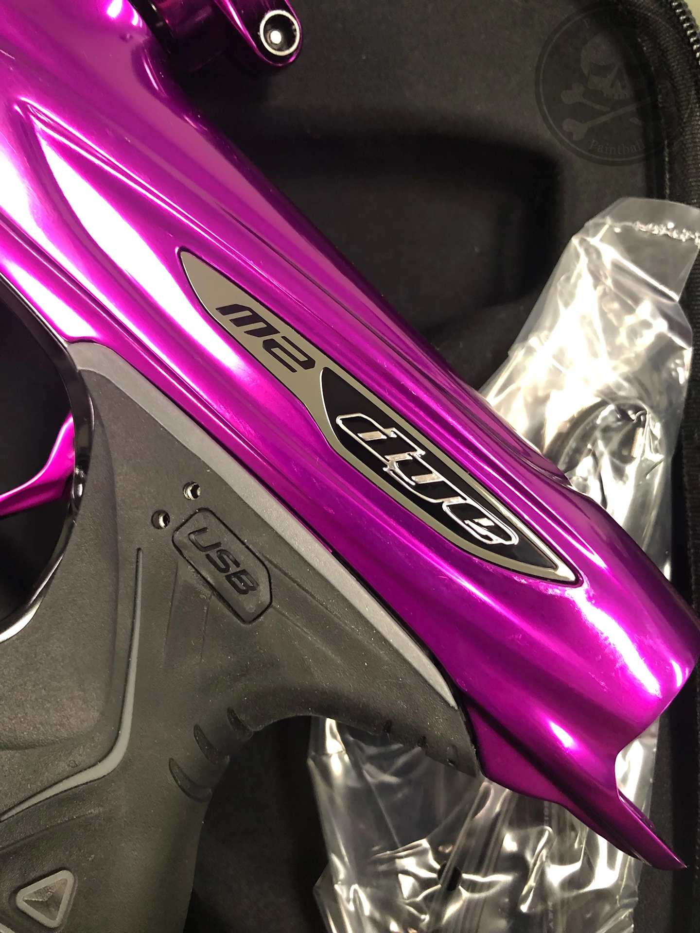 Used Dye M2 MOSAir Paintball Gun - Purple - Image 3