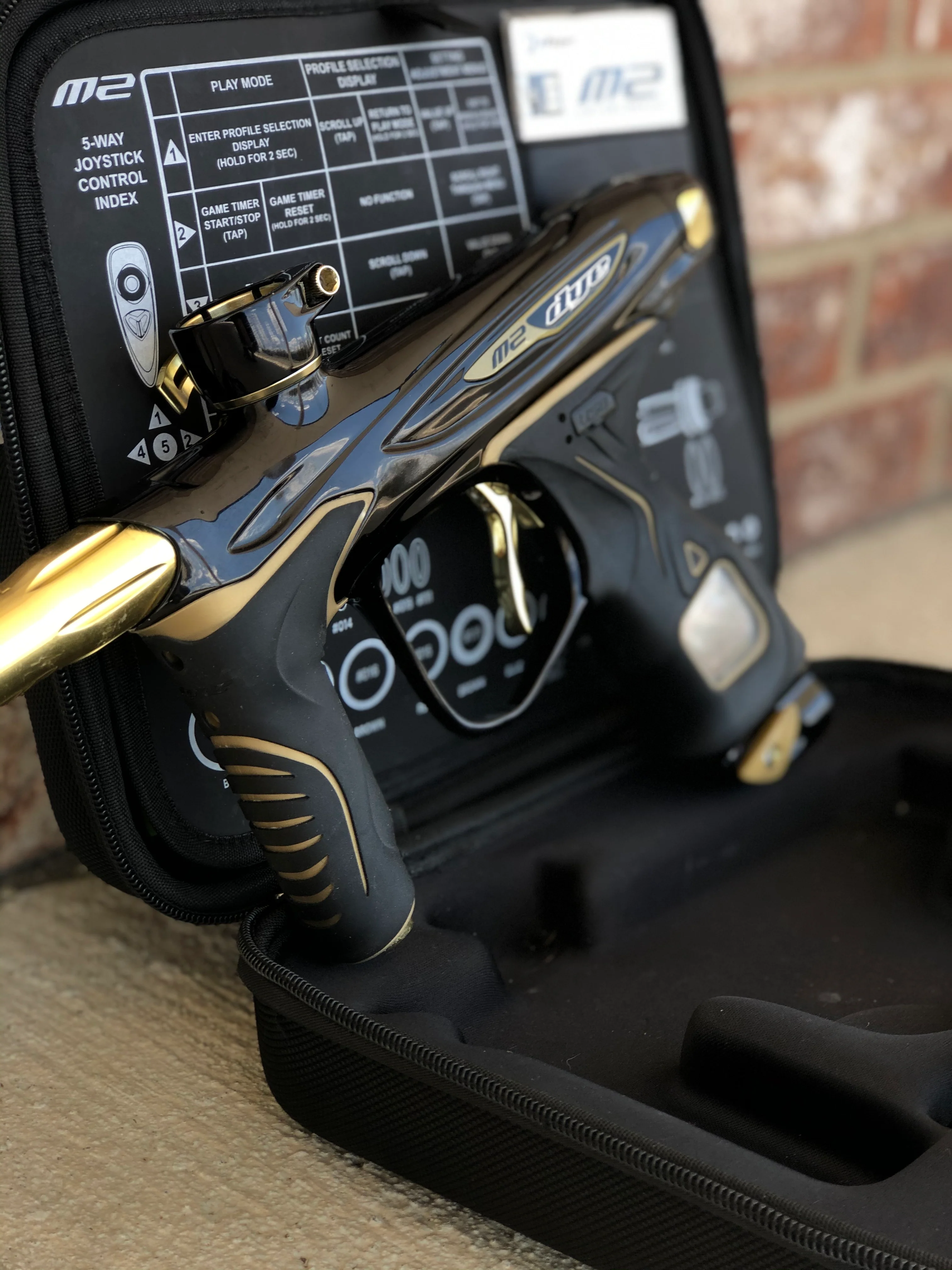 Used Dye M2 MOSAir Paintball Marker - Black/Gold - Image 2
