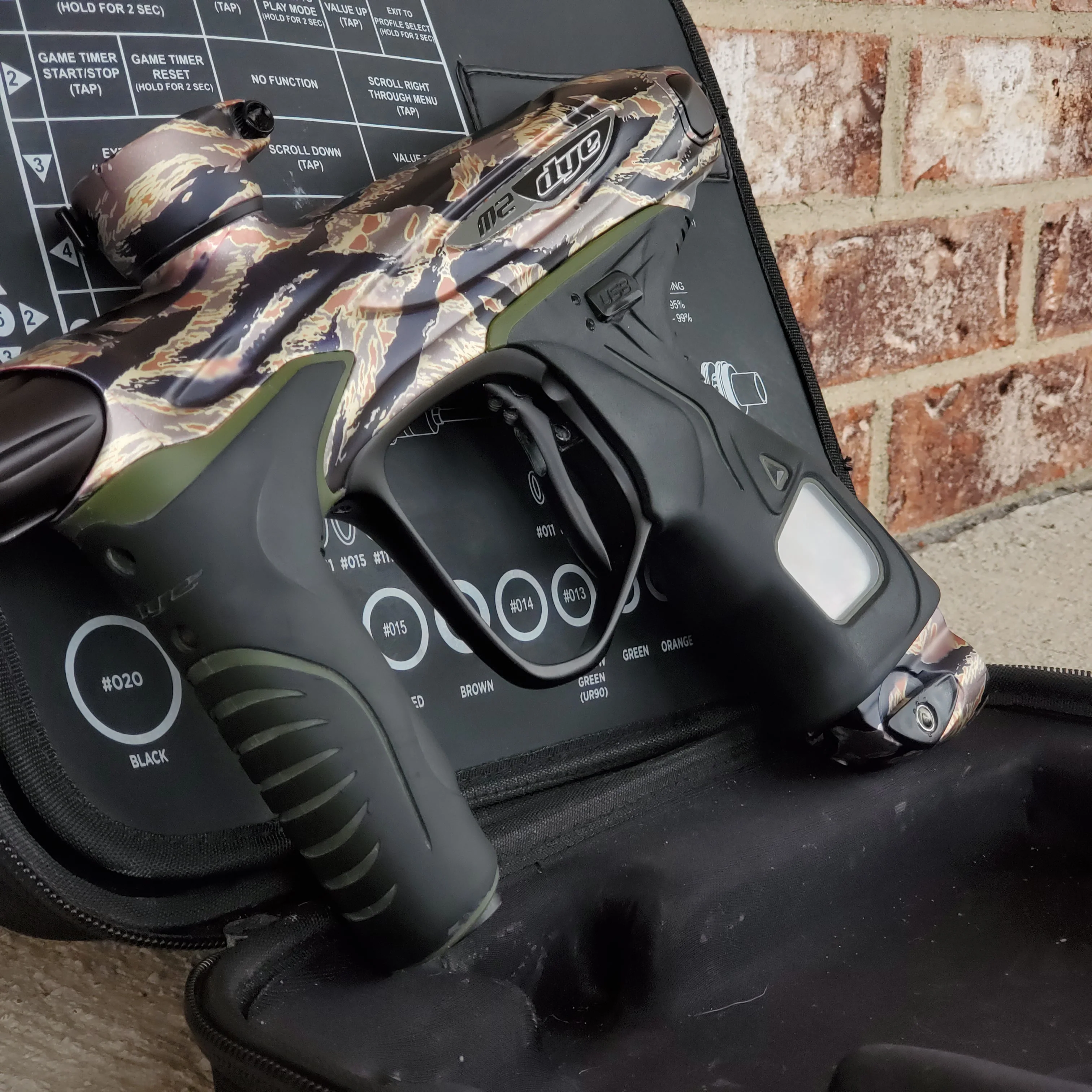 Used Dye M2 Paintball Gun - PGA Tigerstripe - Image 4