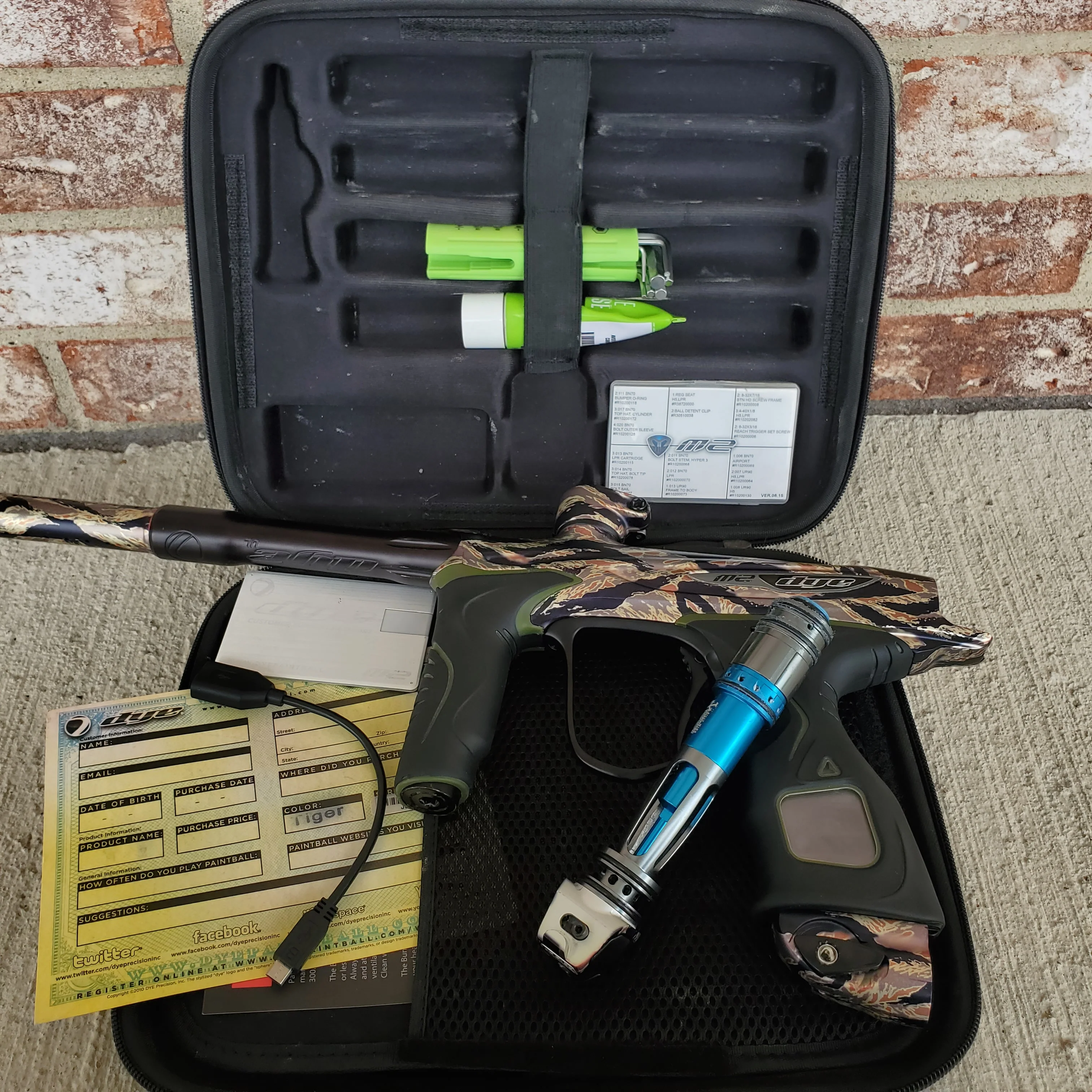 Used Dye M2 Paintball Gun - PGA Tigerstripe - Image 5