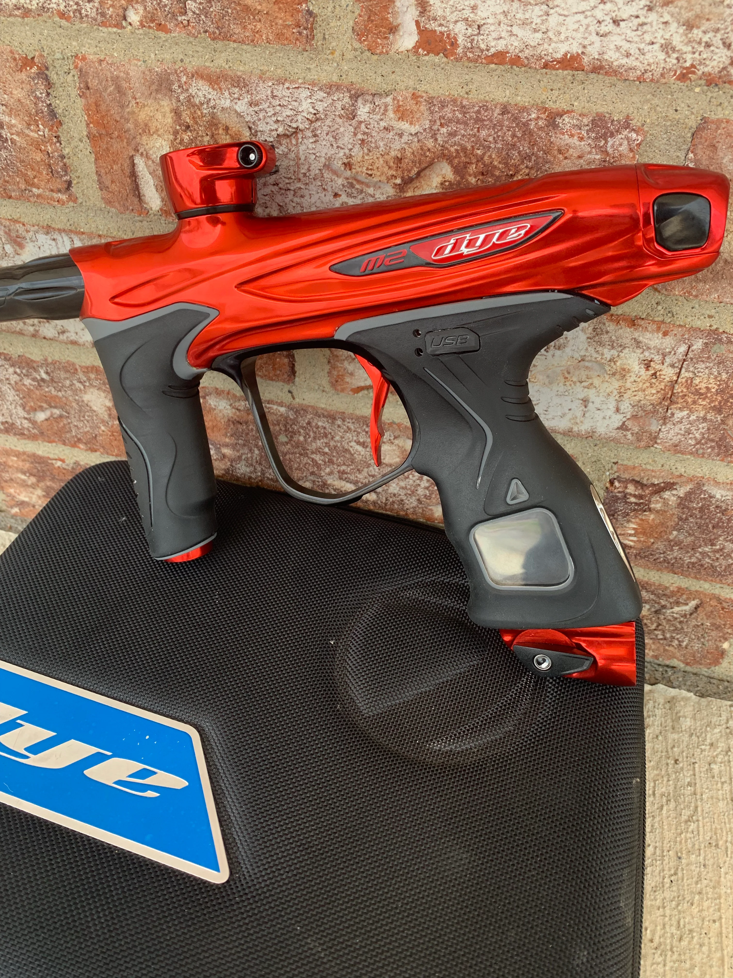 Used Dye M2 MOSAir Paintball Marker- Red Rum - Image 5