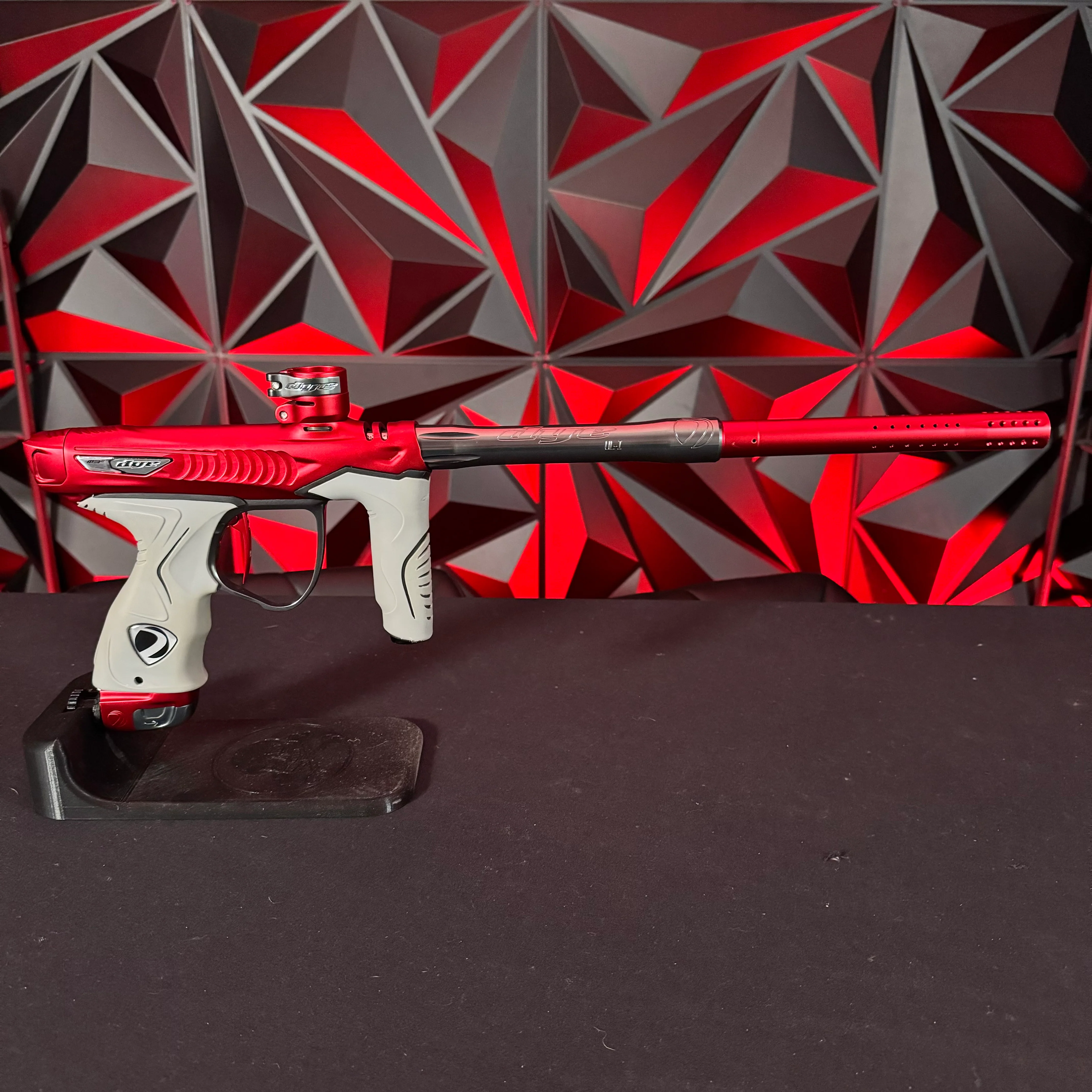 Used Dye M3+ ICON Paintball Gun - Dust Claret - Image 6