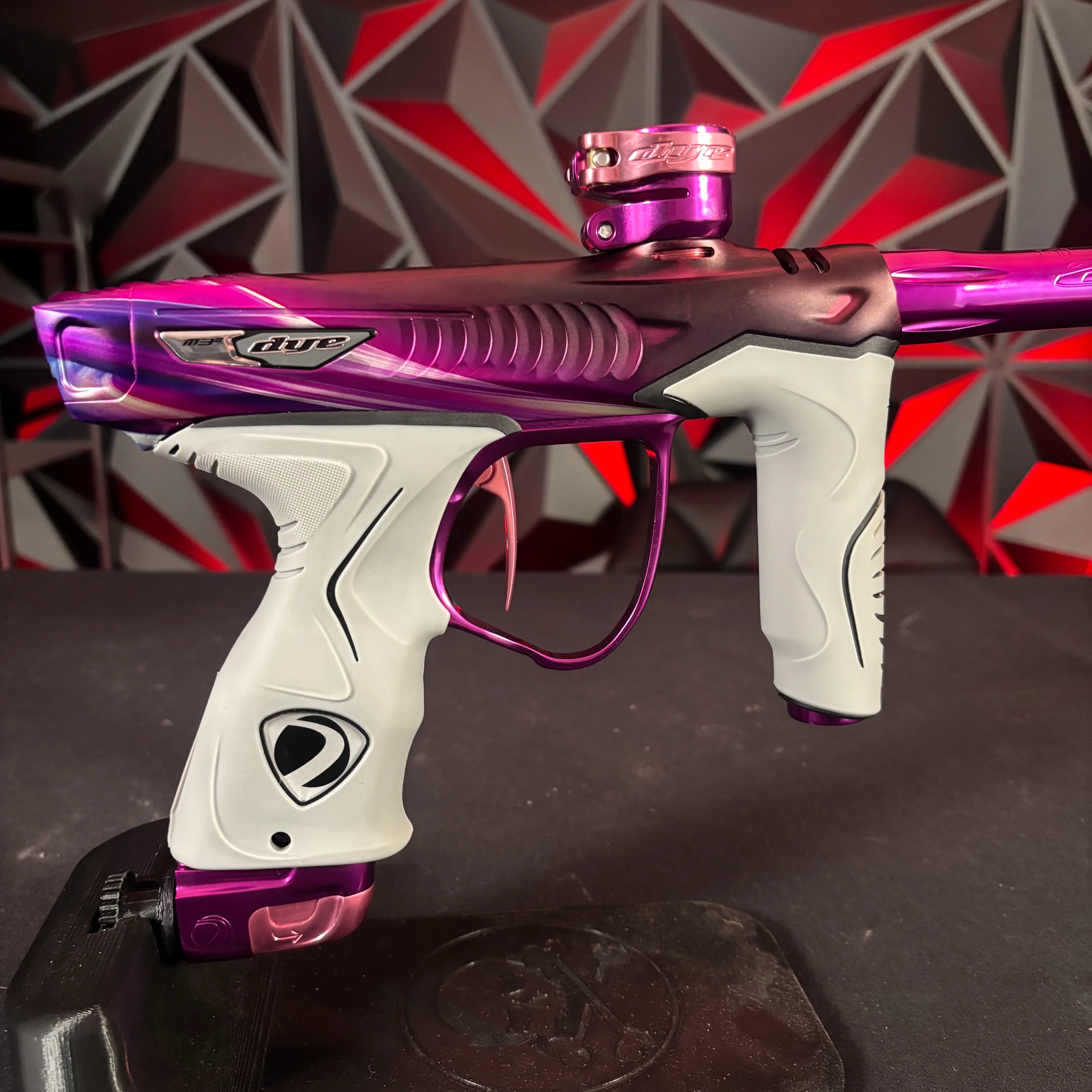 Used Dye M3+ ICON Paintball Gun - PGA Prism 2 (195 out of 220) - Image 2
