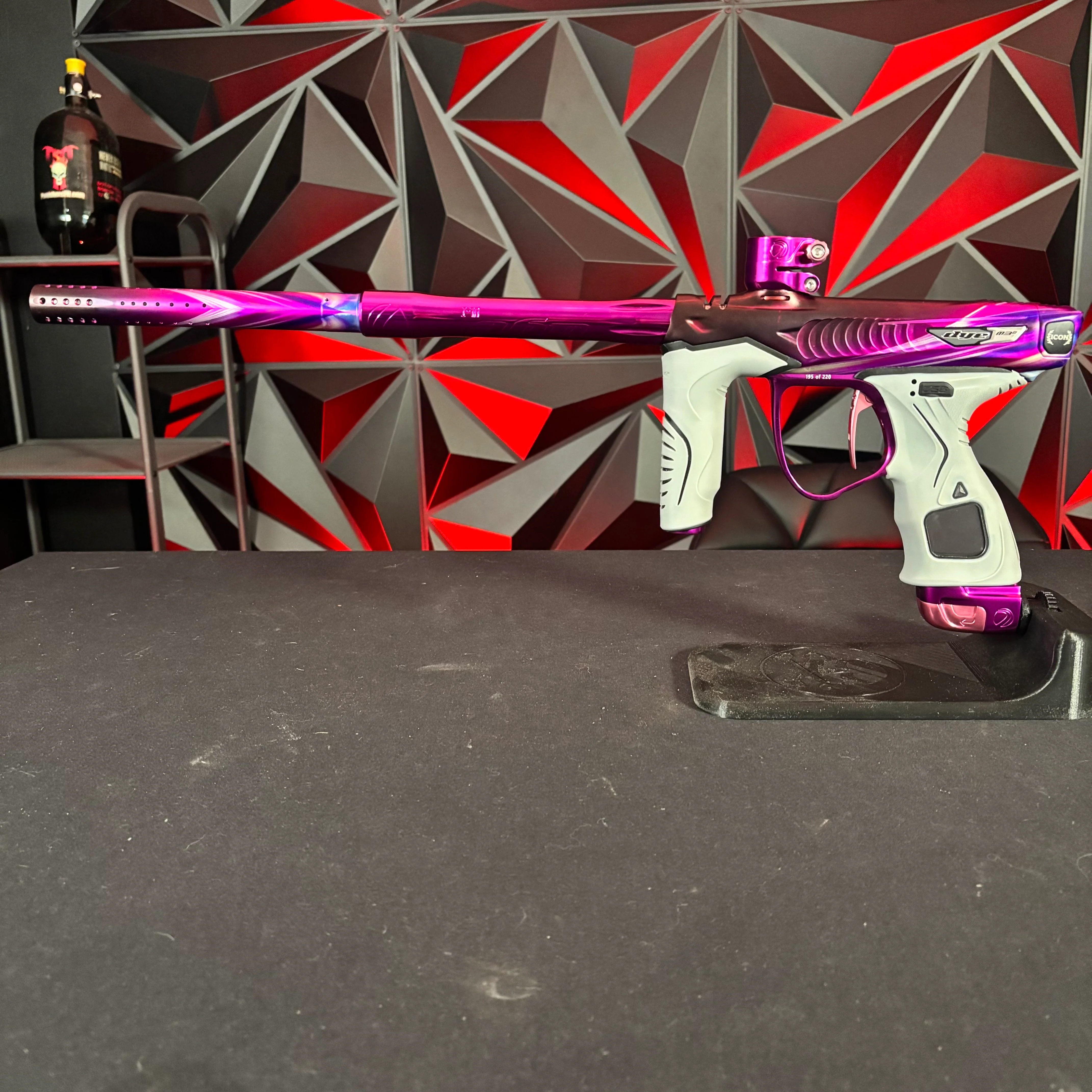 Used Dye M3+ ICON Paintball Gun - PGA Prism 2 (195 out of 220) - Image 7