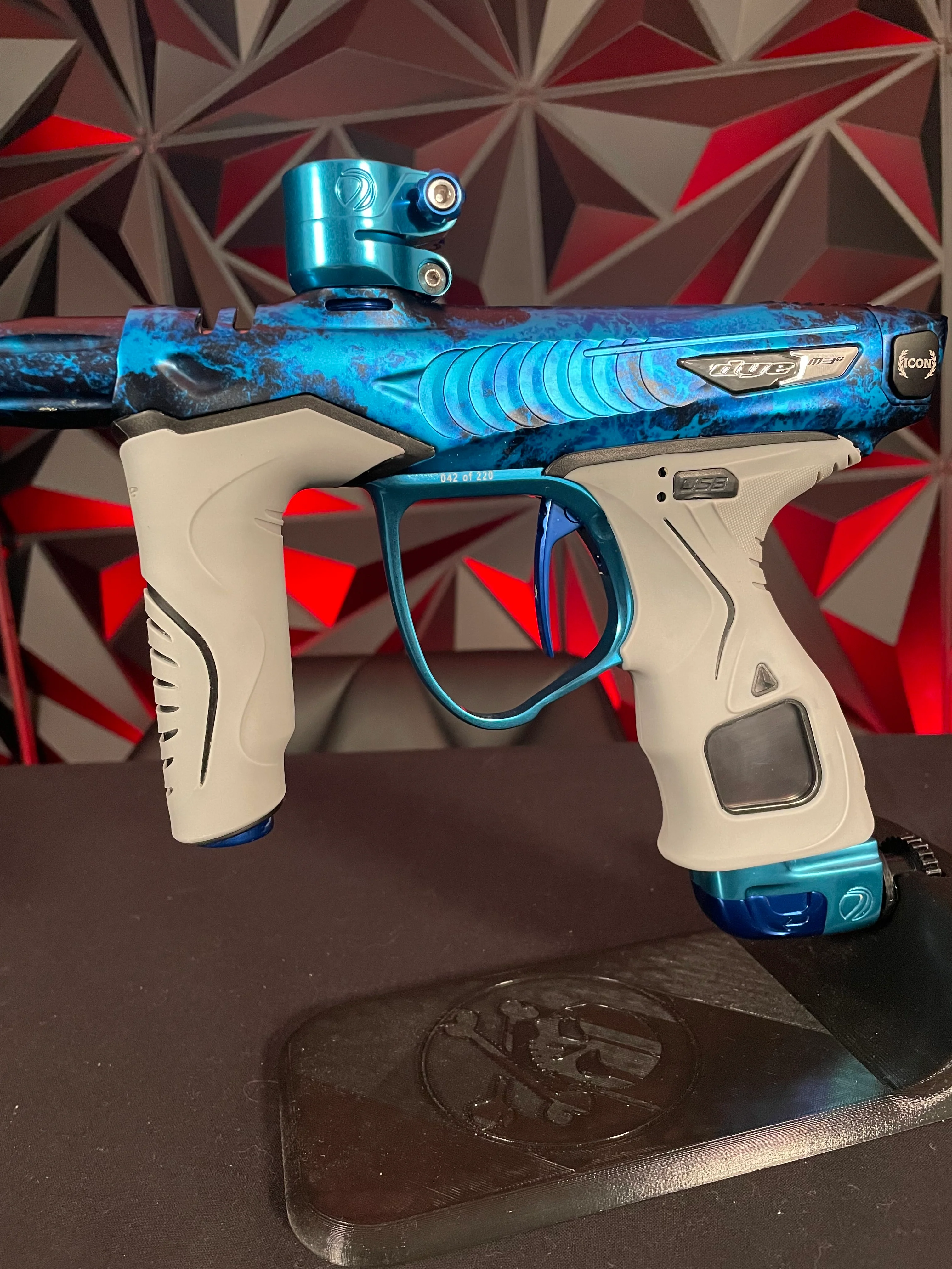 Used Dye M3+ ICON Paintball Gun - PGA Tidal - Image 4