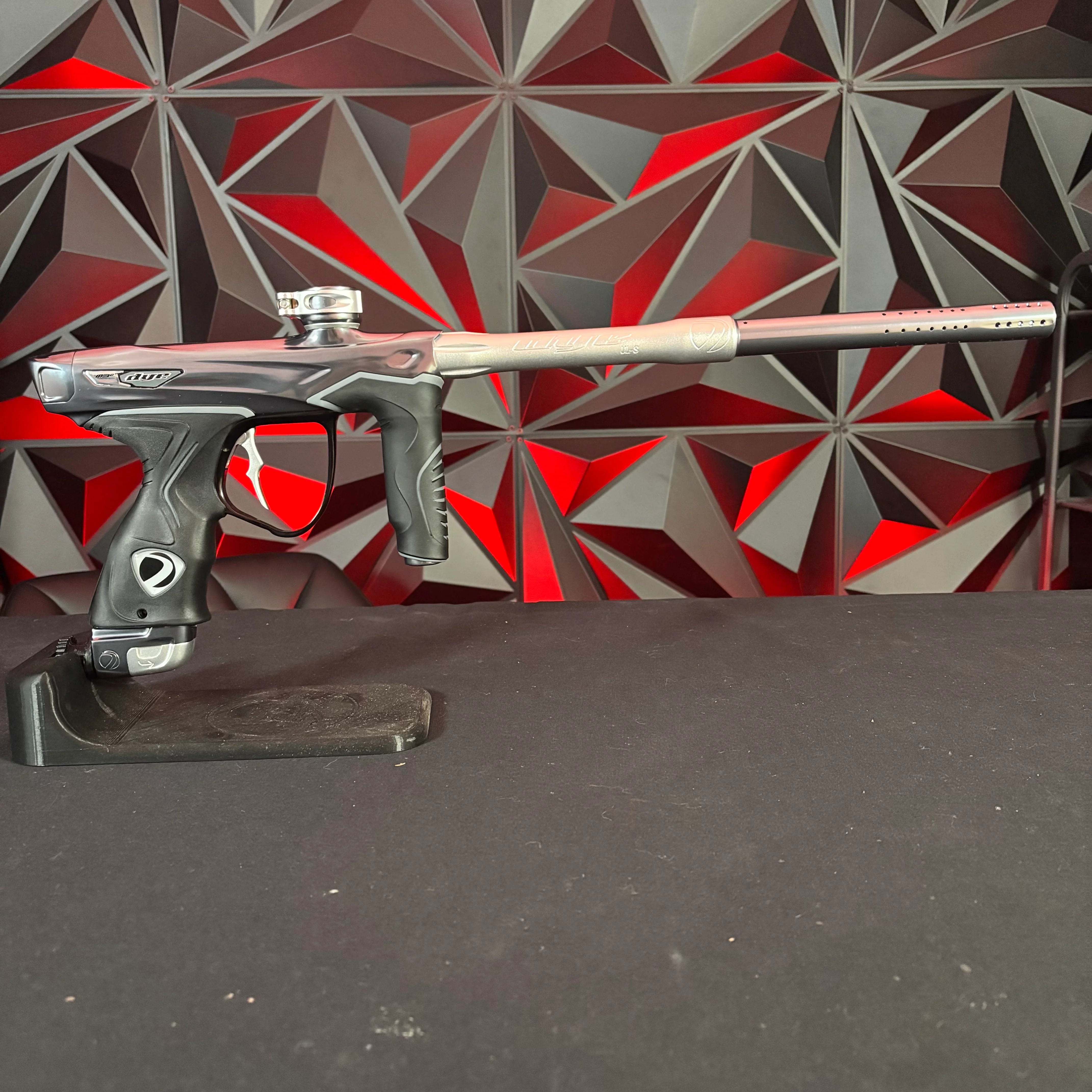 Used Dye M3+ Paintball Gun - Battleship 2.0 w/MOSAir Board and Black Grips - Image 6