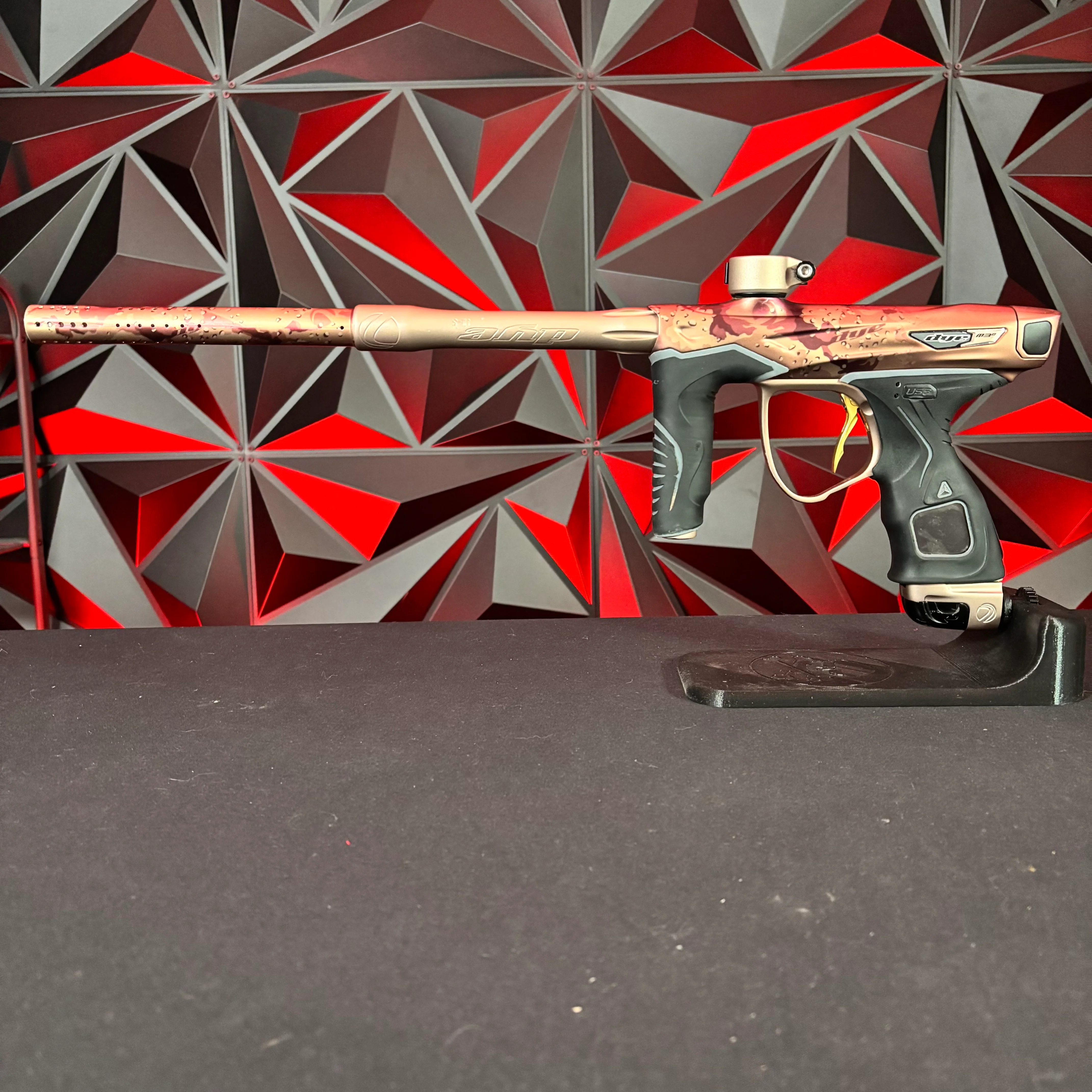 Used Dye M3+ Paintball Gun - PGA Desert Storm - Image 7
