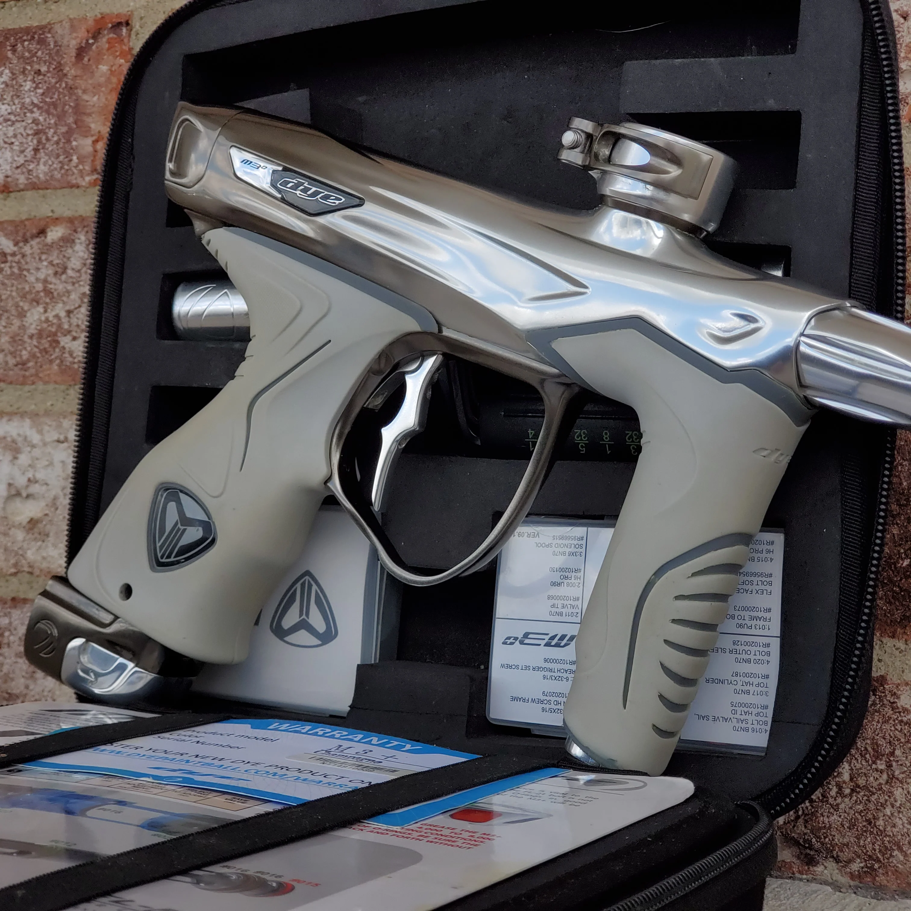 Used Dye M3+ Paintball Gun - Champagne - Image 2