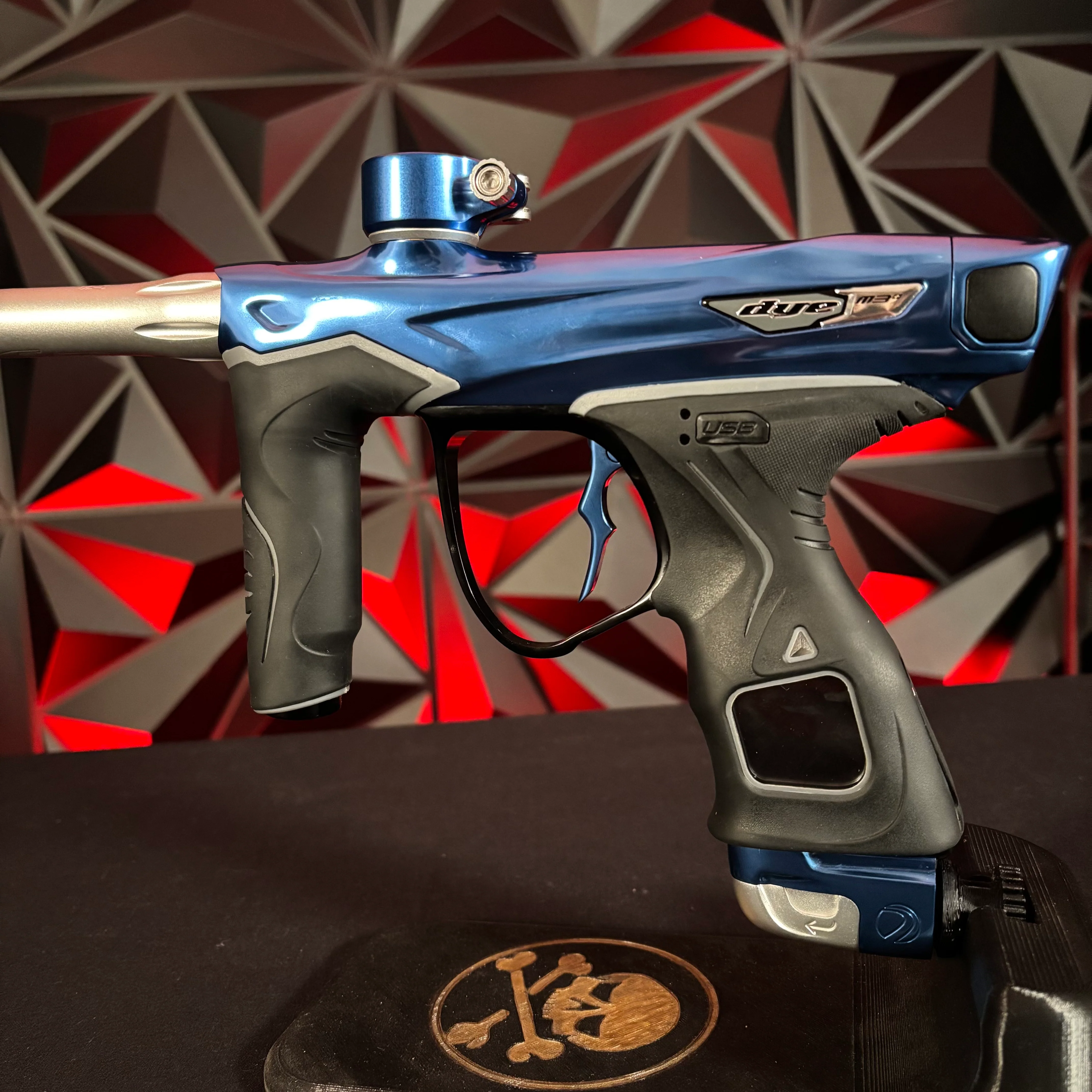 Used Dye M3+ Paintball Gun - Deep Blue 2.0 - Image 3
