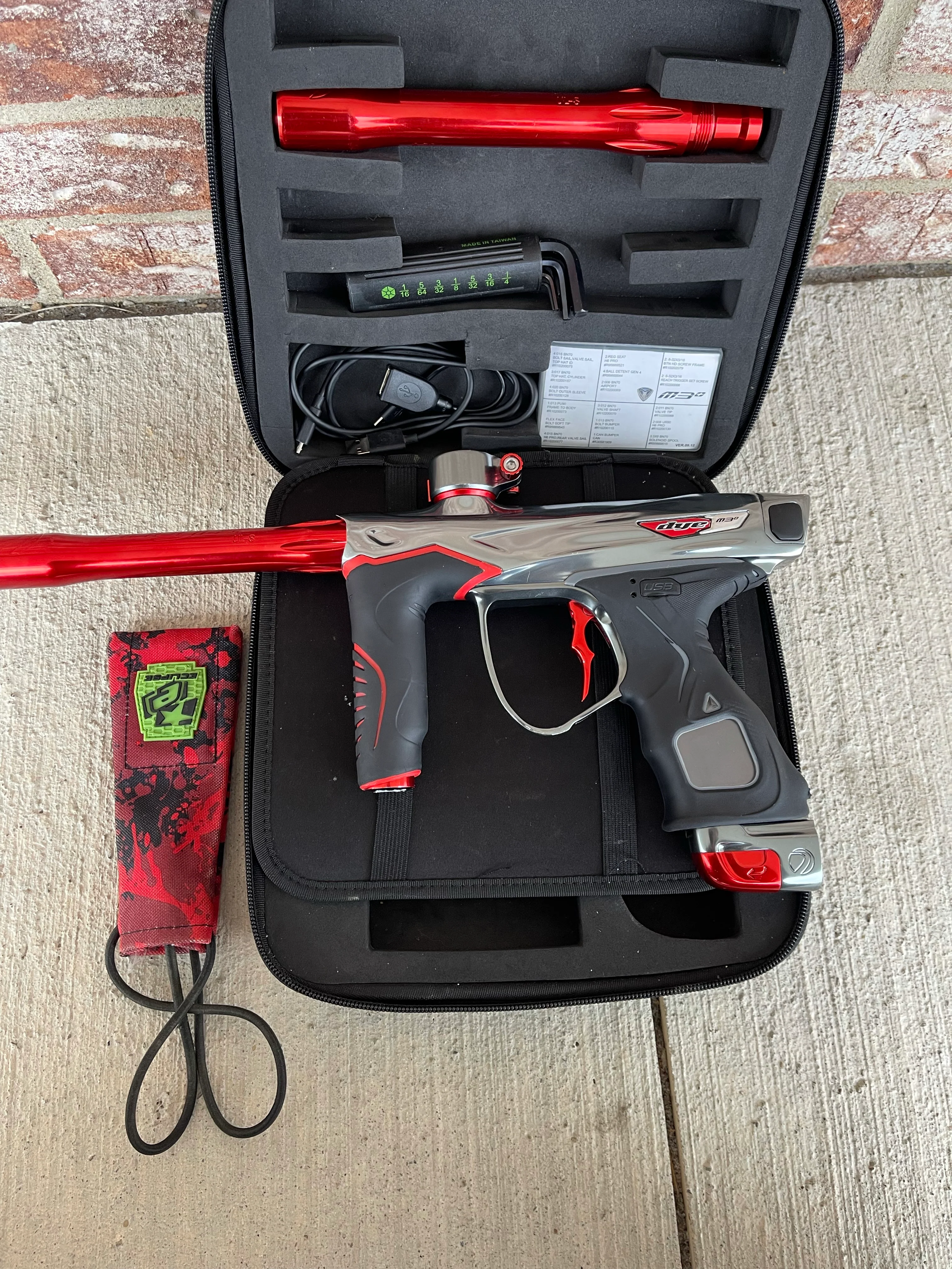 Used Dye M3+ Paintball Gun - Grey/Red - Image 5