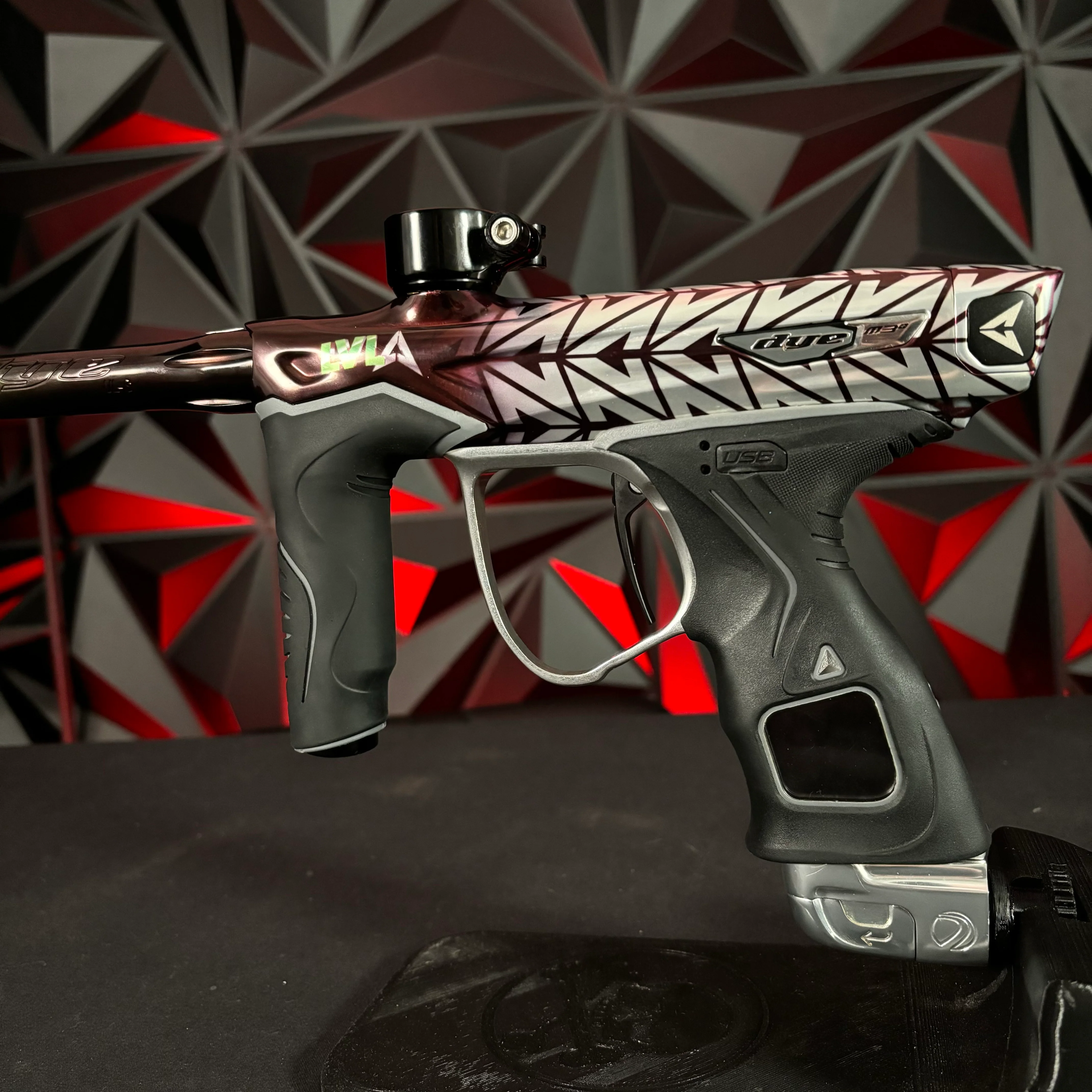 Used Dye M3+ Paintball Gun - LVL Up FWD Edition w/MOSAir Board - Image 3