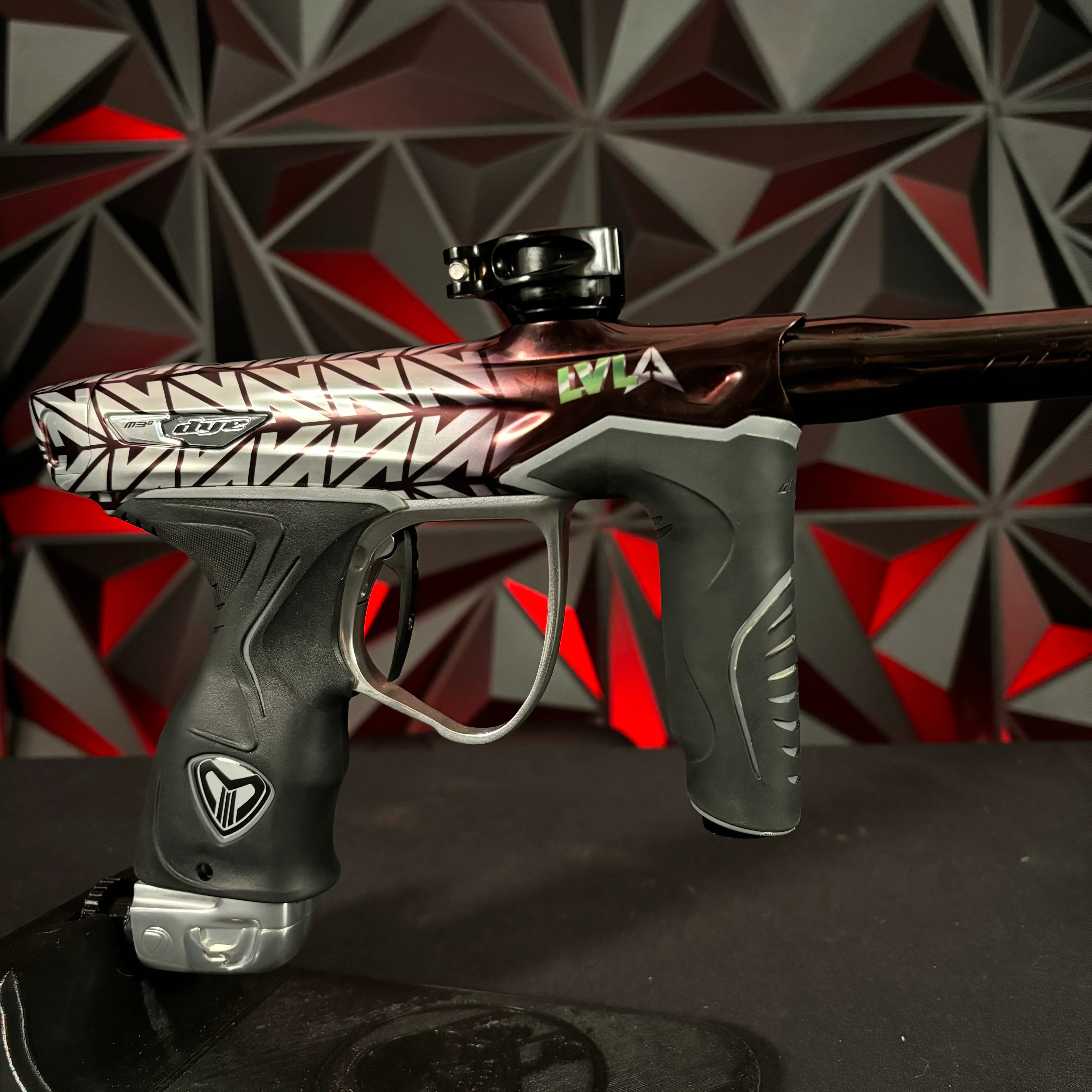 Used Dye M3+ Paintball Gun - LVL Up FWD Edition w/MOSAir Board - Image 4