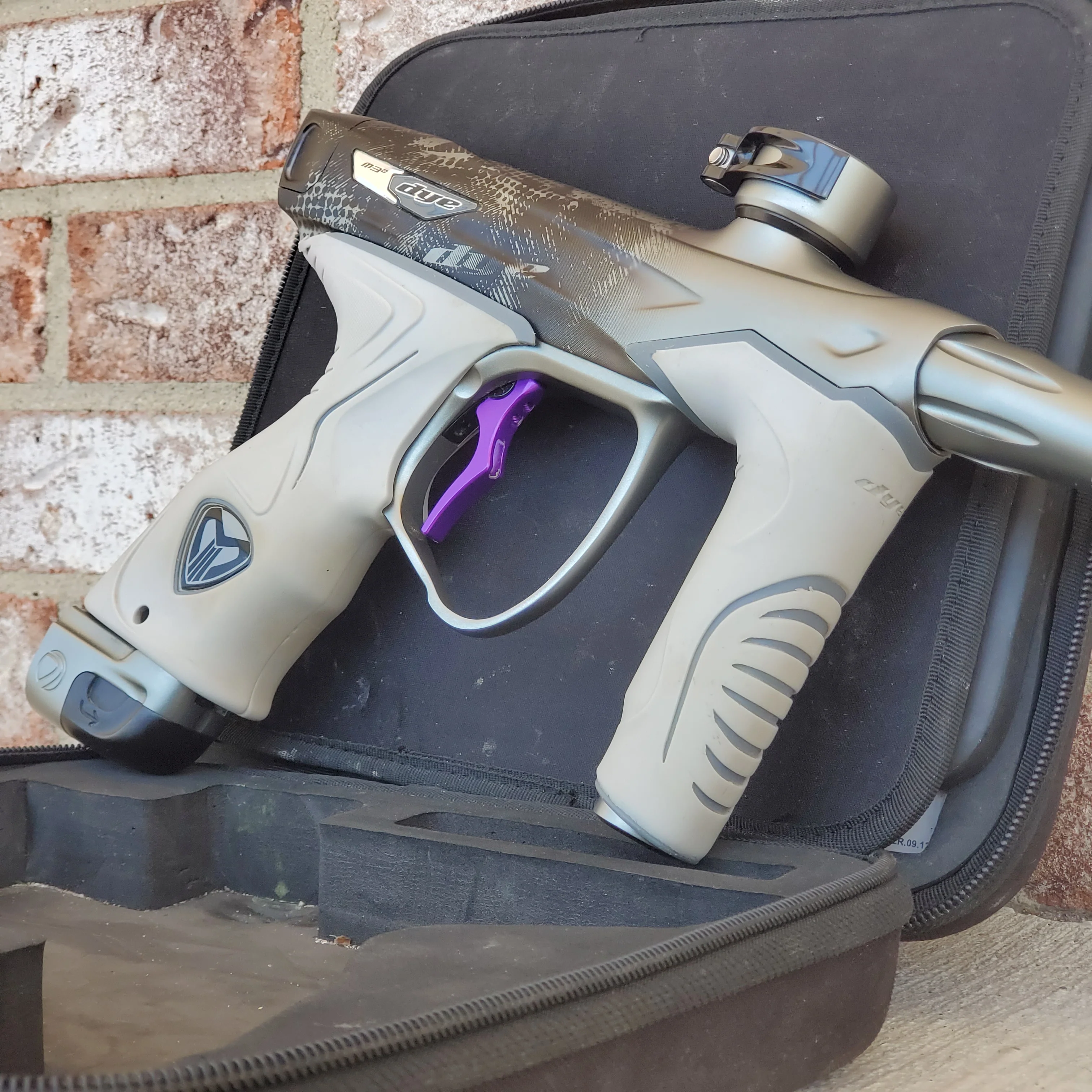 Used Dye M3+ Paintball Gun - PGA Blackout - Image 2