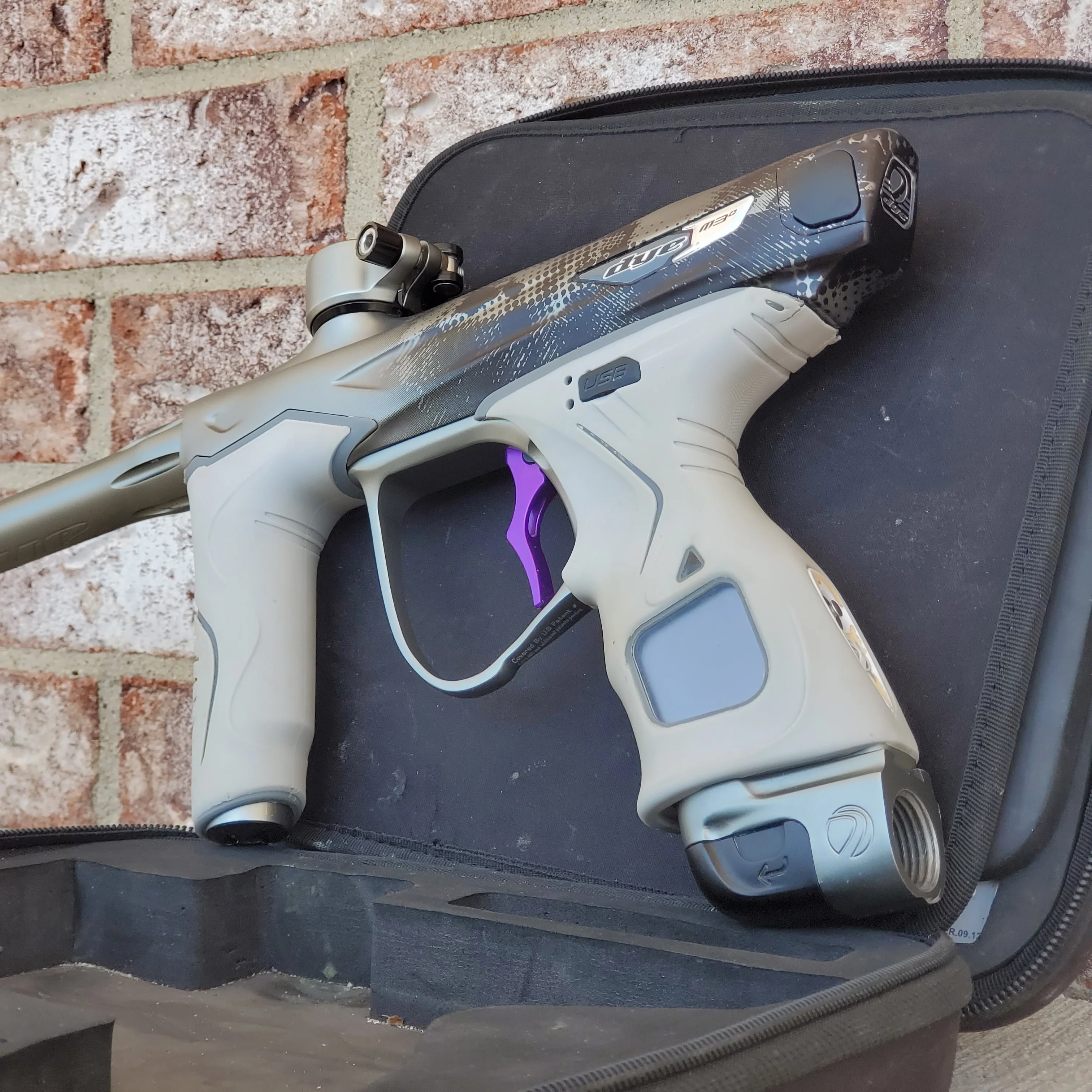 Used Dye M3+ Paintball Gun - PGA Blackout - Image 3