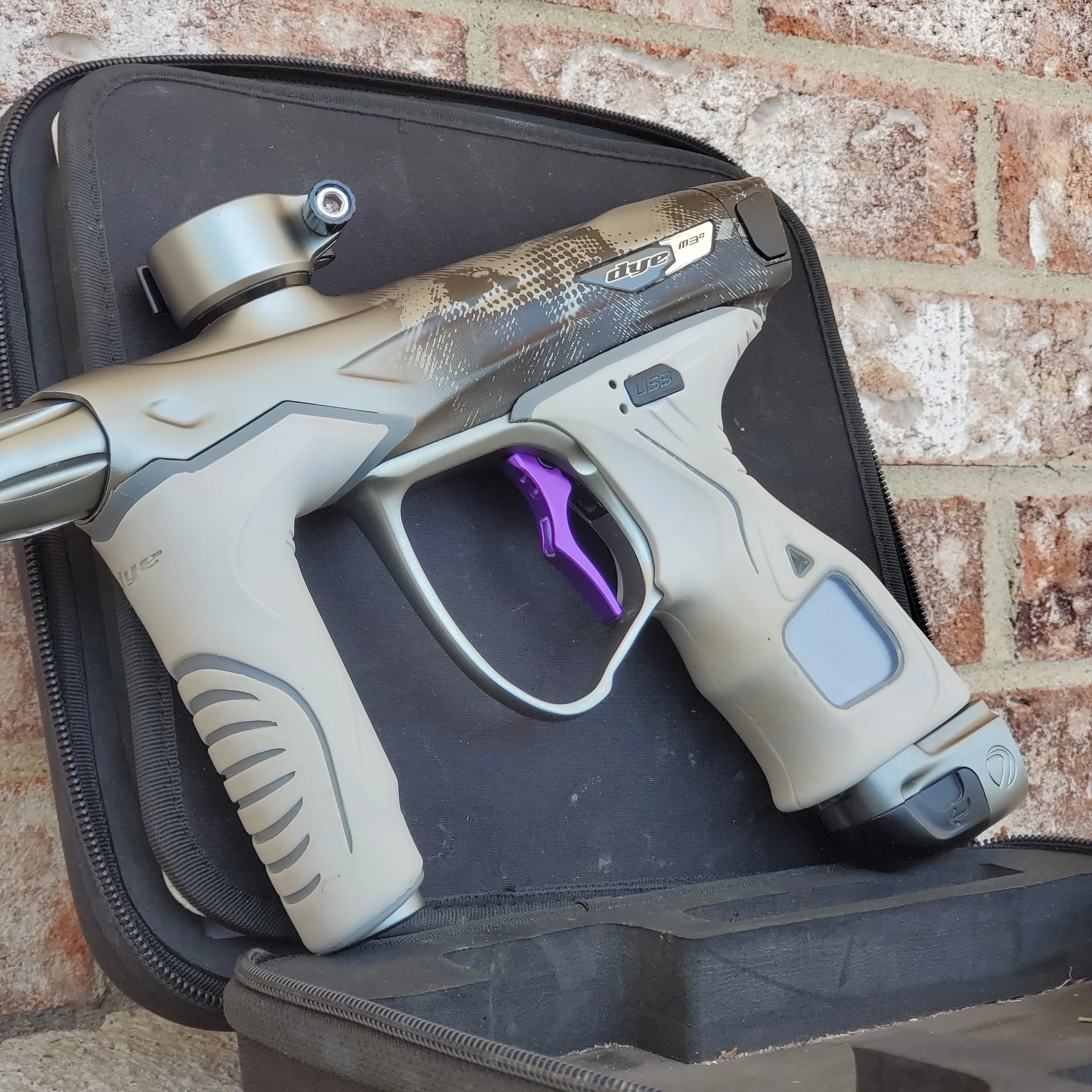 Used Dye M3+ Paintball Gun - PGA Blackout - Image 4