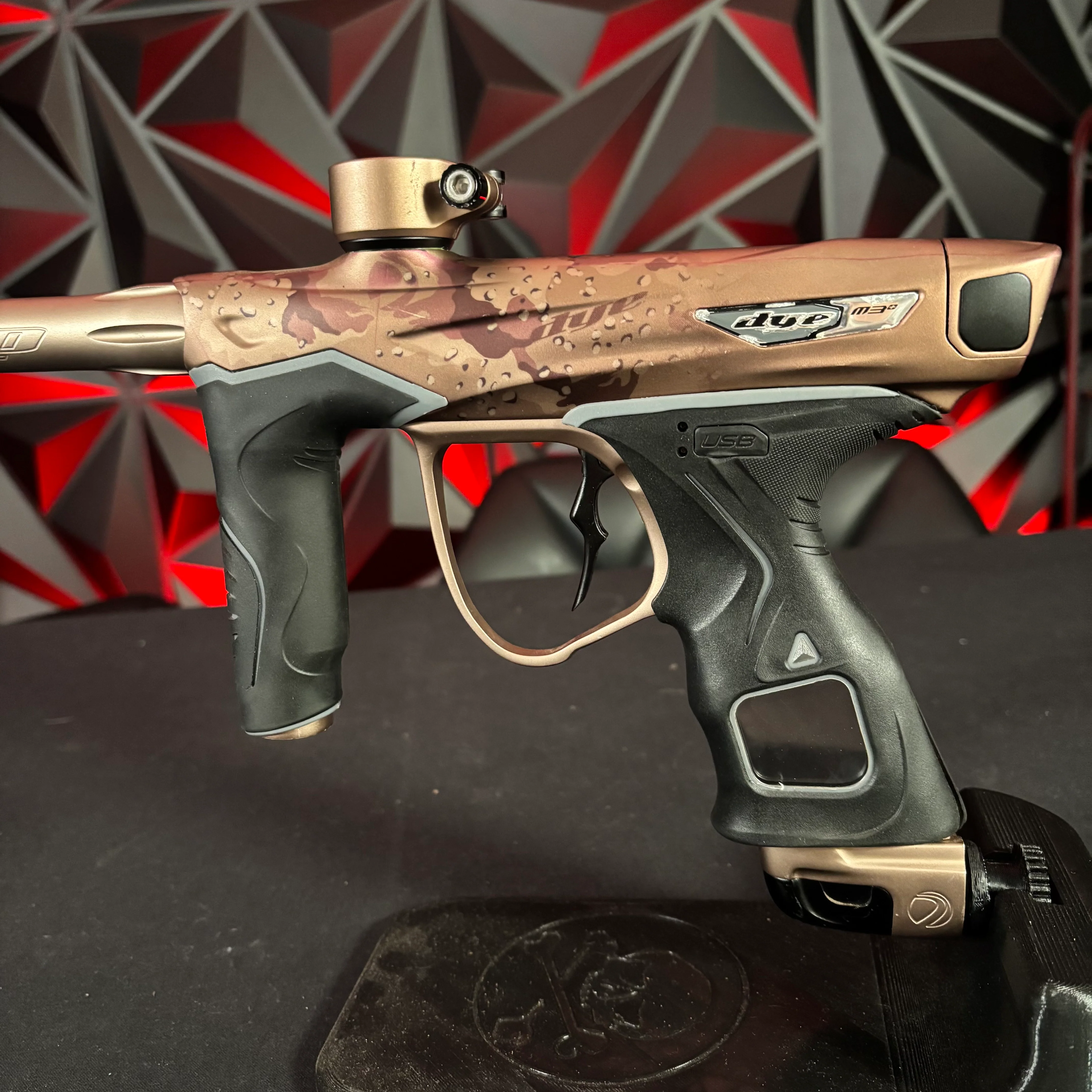 Used Dye M3+ Paintball Gun - PGA Desert Camo - Image 3