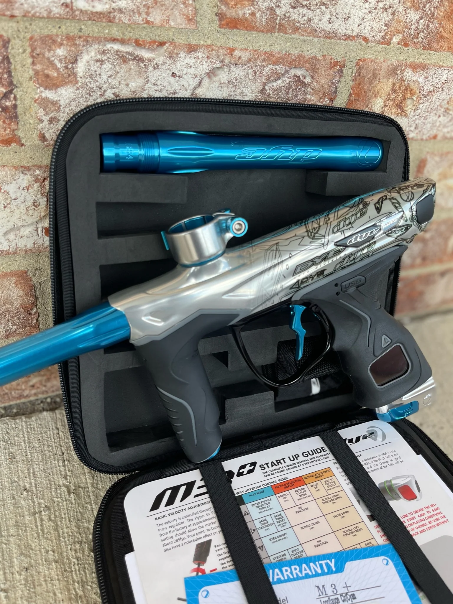 Used Dye M3+ Paintball Gun - PGA Logoflauge - Image 4