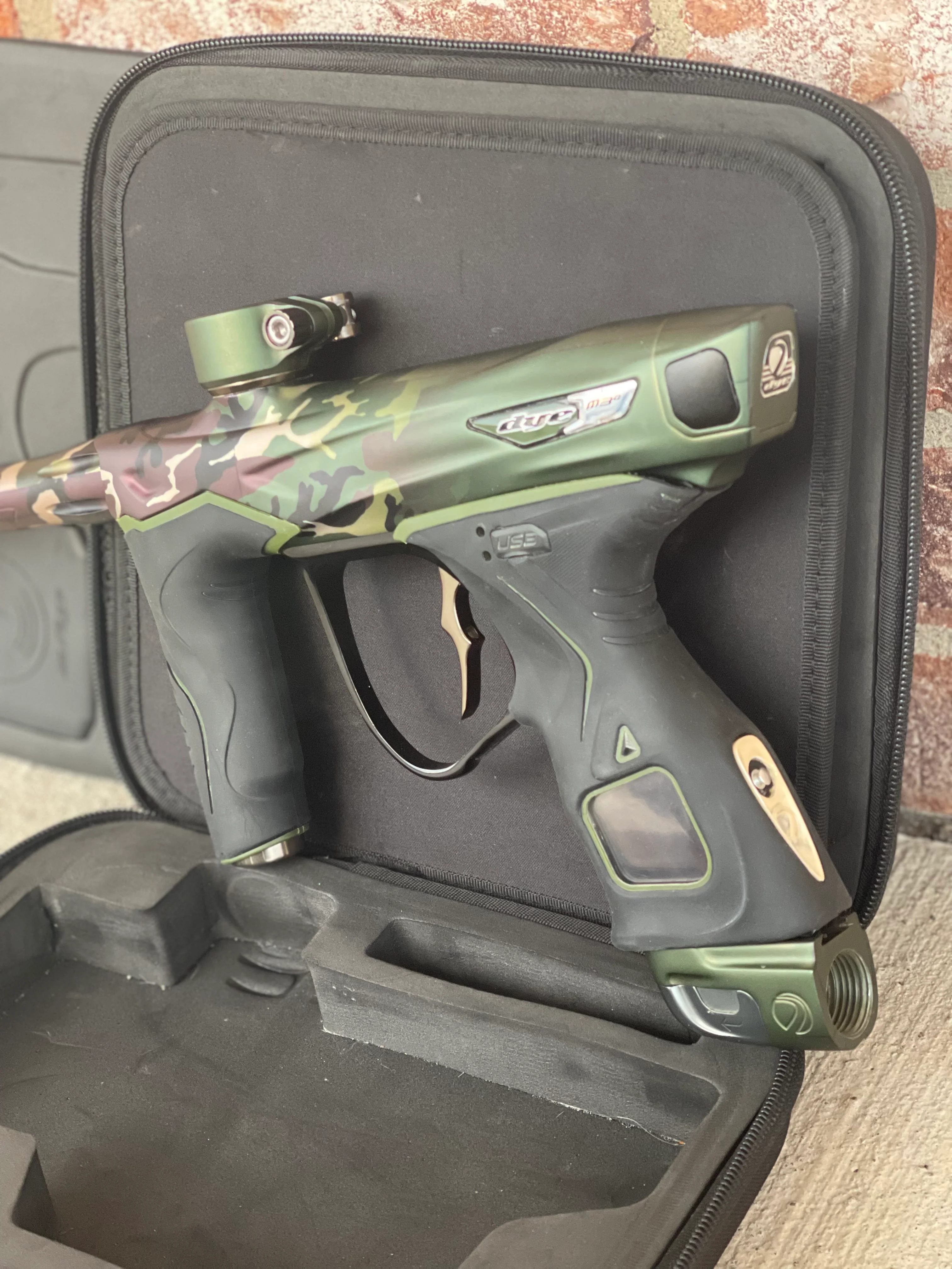 Used Dye M3+ Paintball Gun - PGA Woodland - Image 2