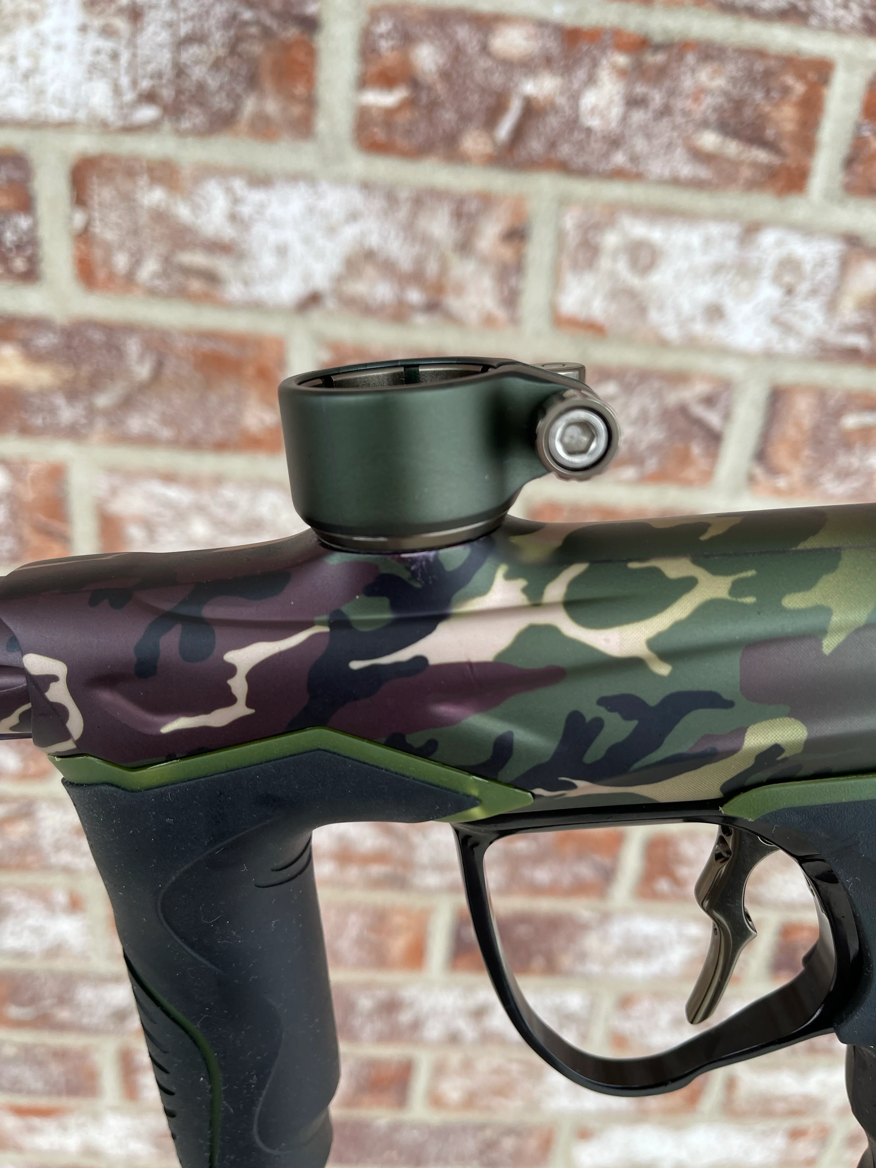 Used Dye M3+ Paintball Gun - PGA Woodland - Image 12