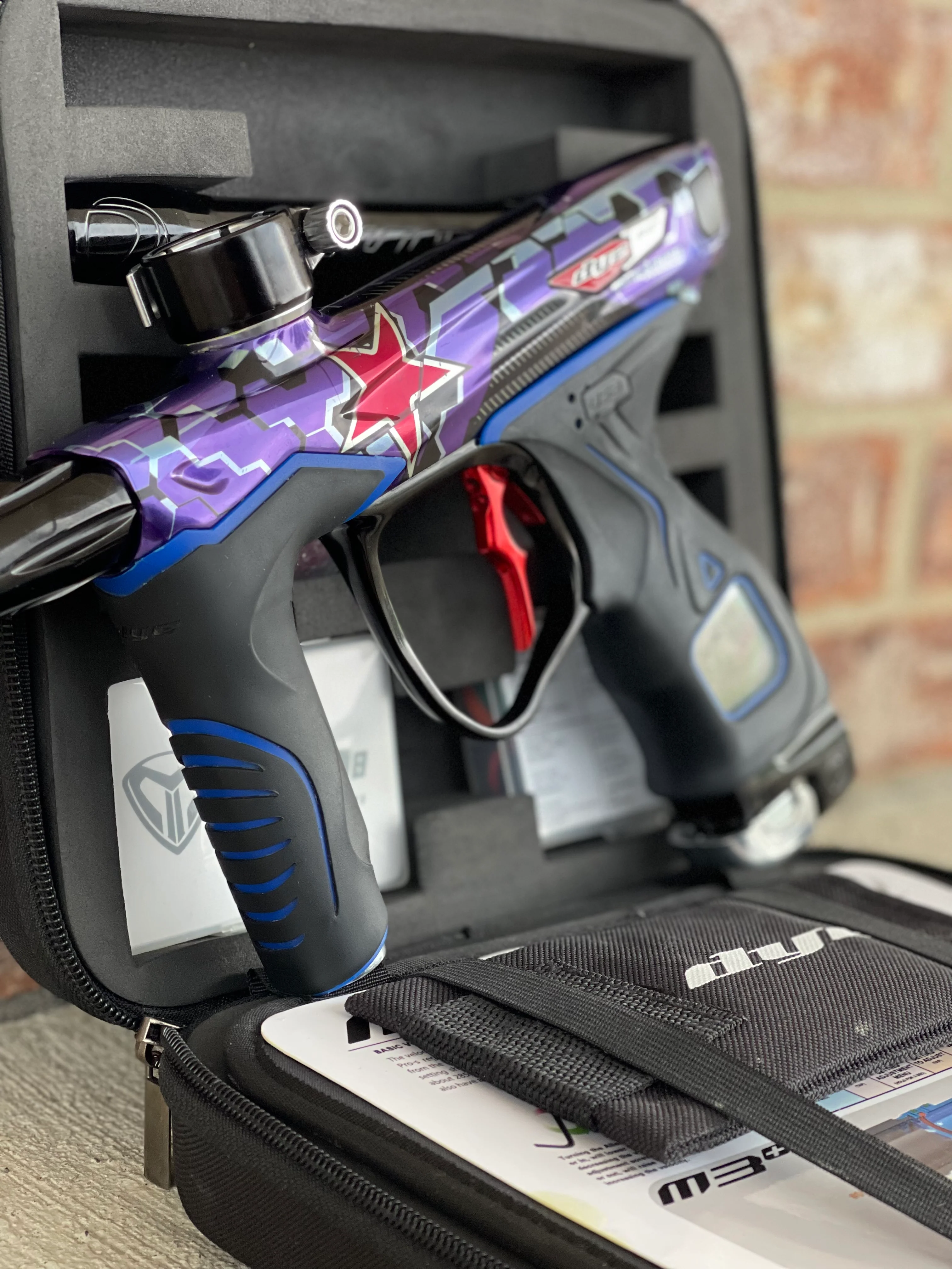 Used Dye M3+ Paintball Gun - Siberian - Image 4