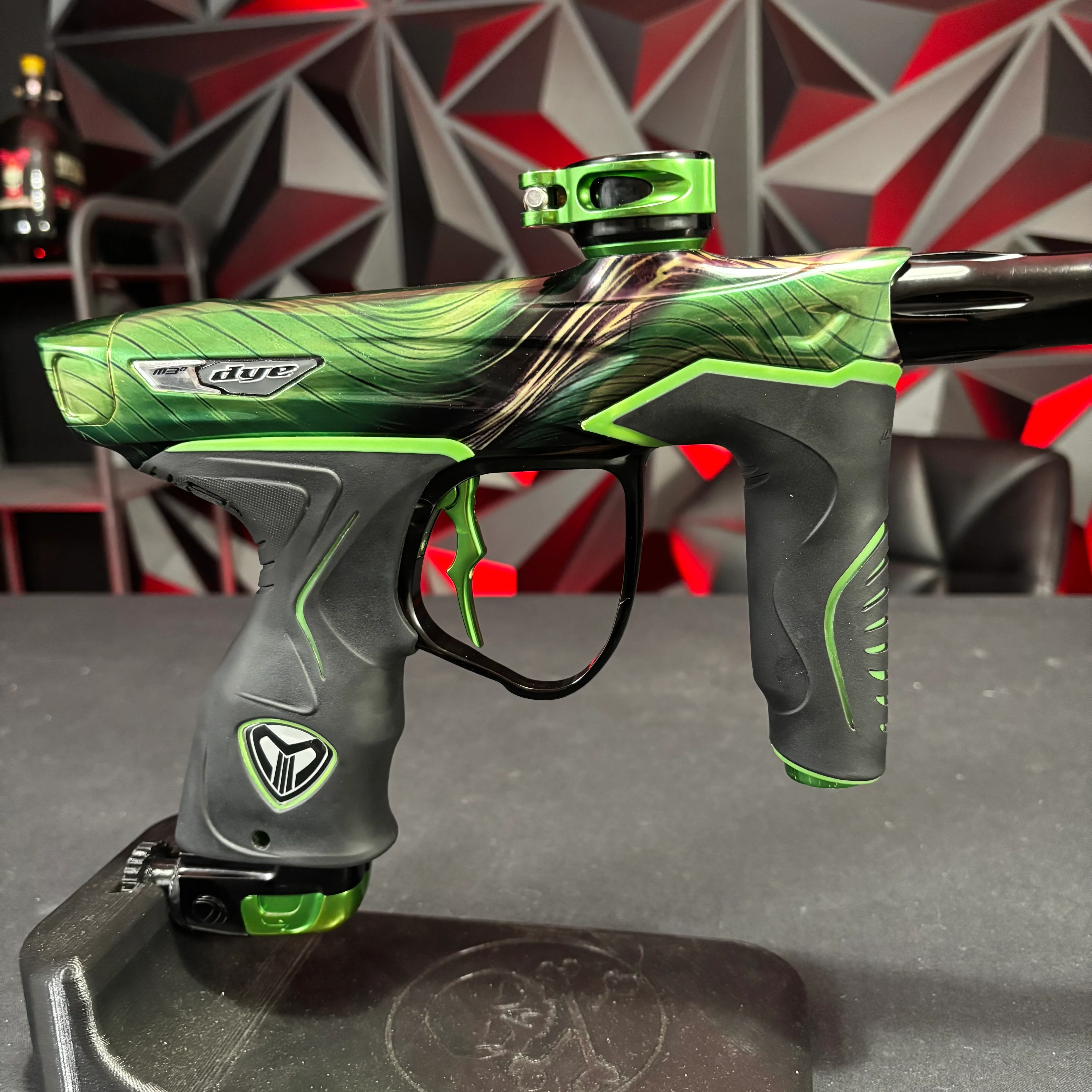 Used Dye M3+ Paintball Marker - LE LVL Up (Green/Black) - Image 3