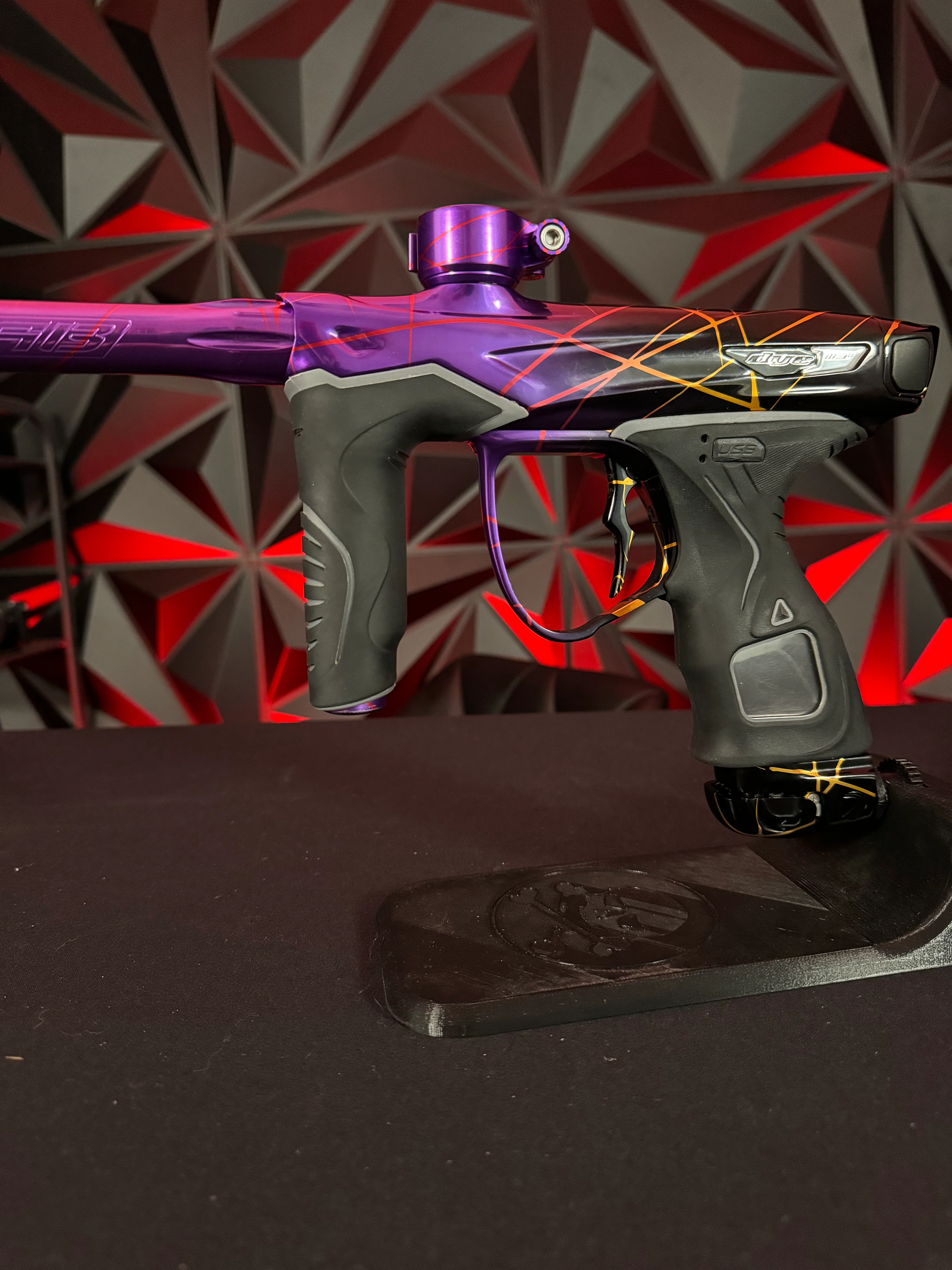 Used Dye M3+ Paintball Marker - Polished Black/Purple/Green Splash (Kawasaki) - Image 4