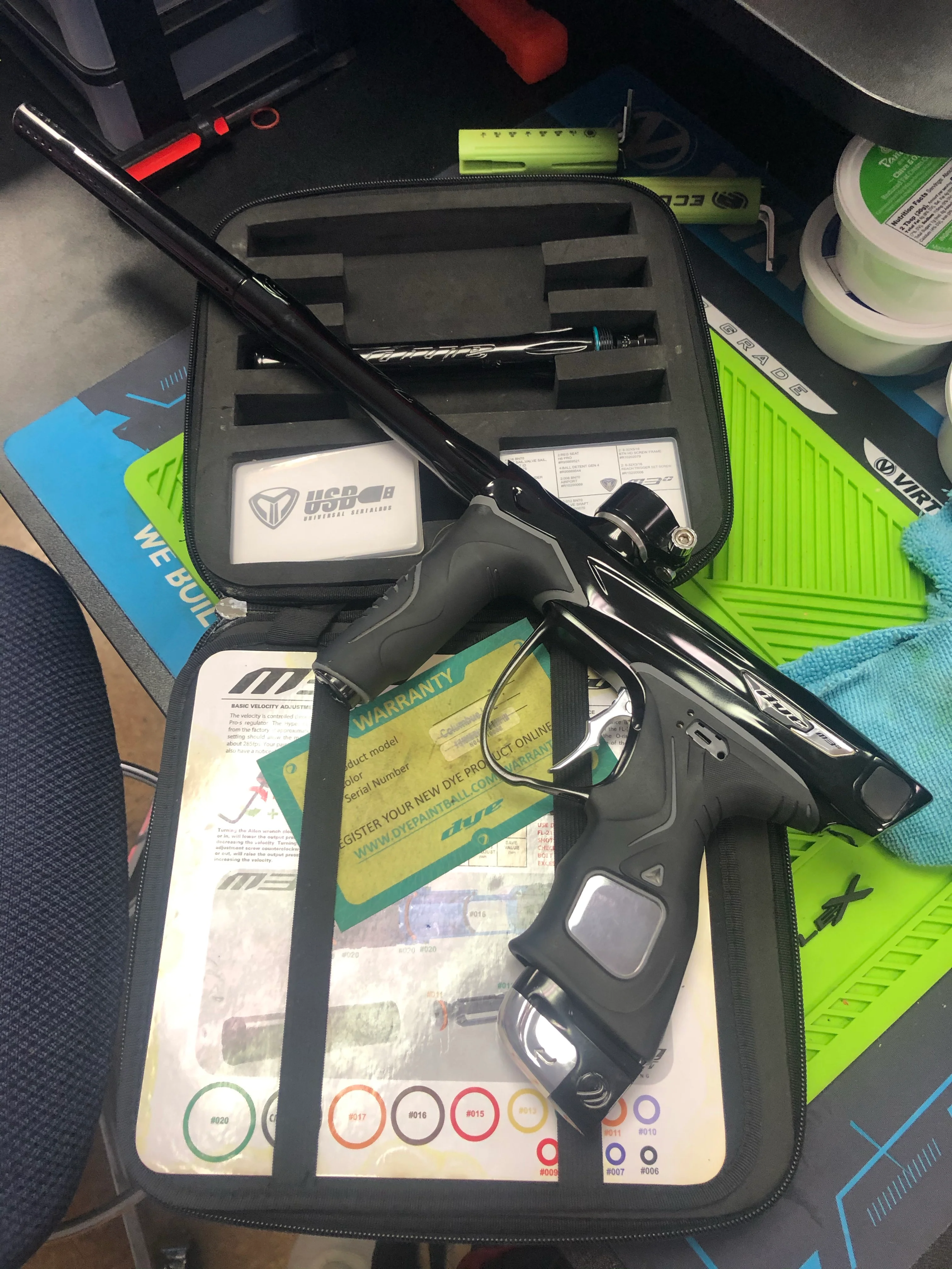 Used Dye M3+ Paintball Marker - Silver Night - Image 3