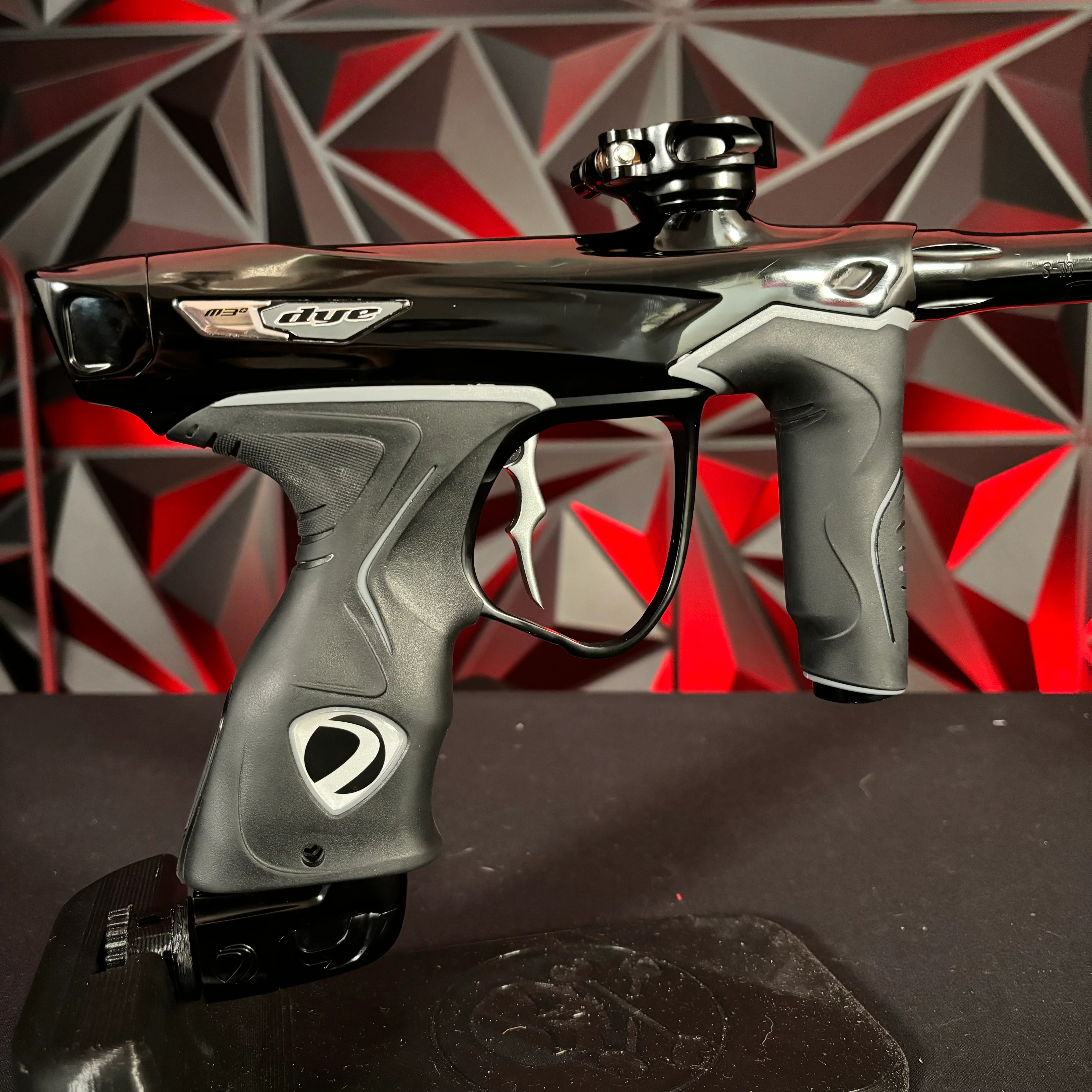 Used Dye M3+ Paintball Marker- Silver Night - Image 3