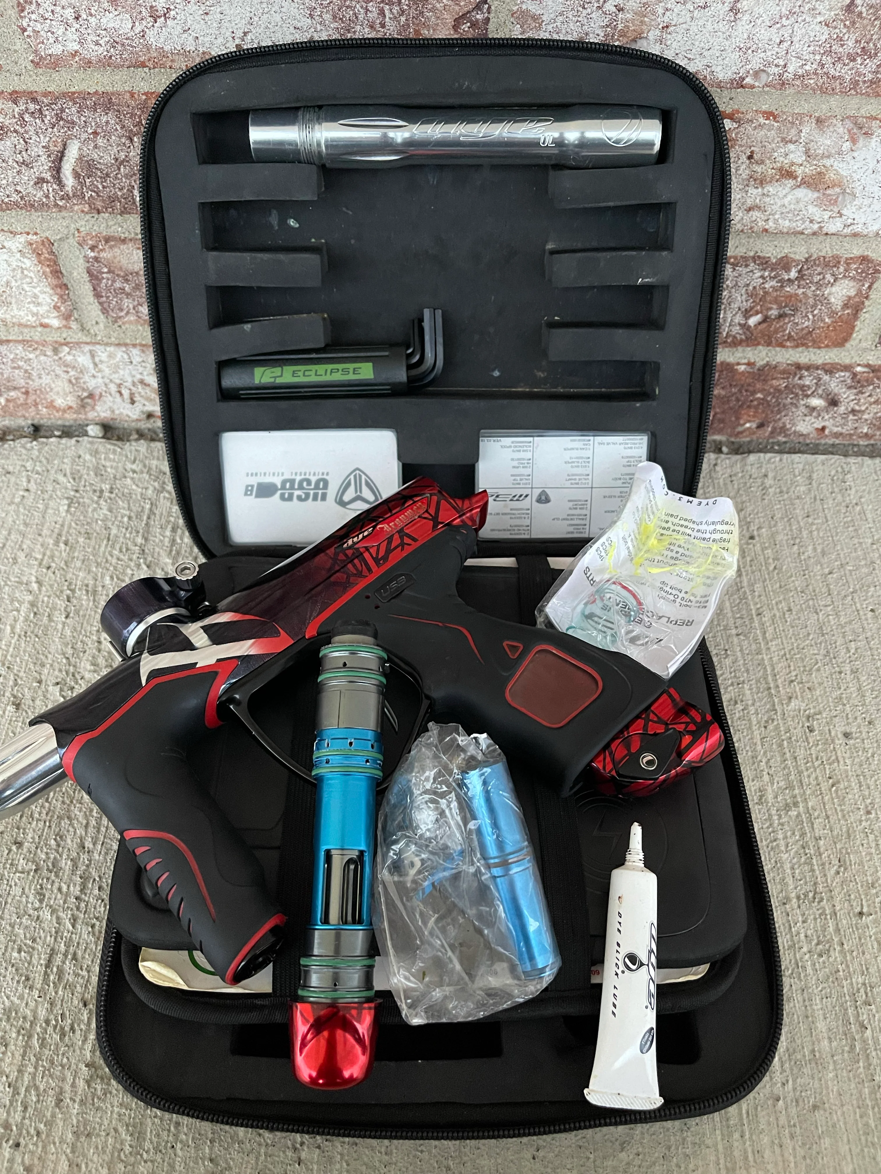 Used Dye M3S Paintball Gun - Ironmen Edition w/ Flex Face Bolt and M3+ Solenoid Housing - Image 5