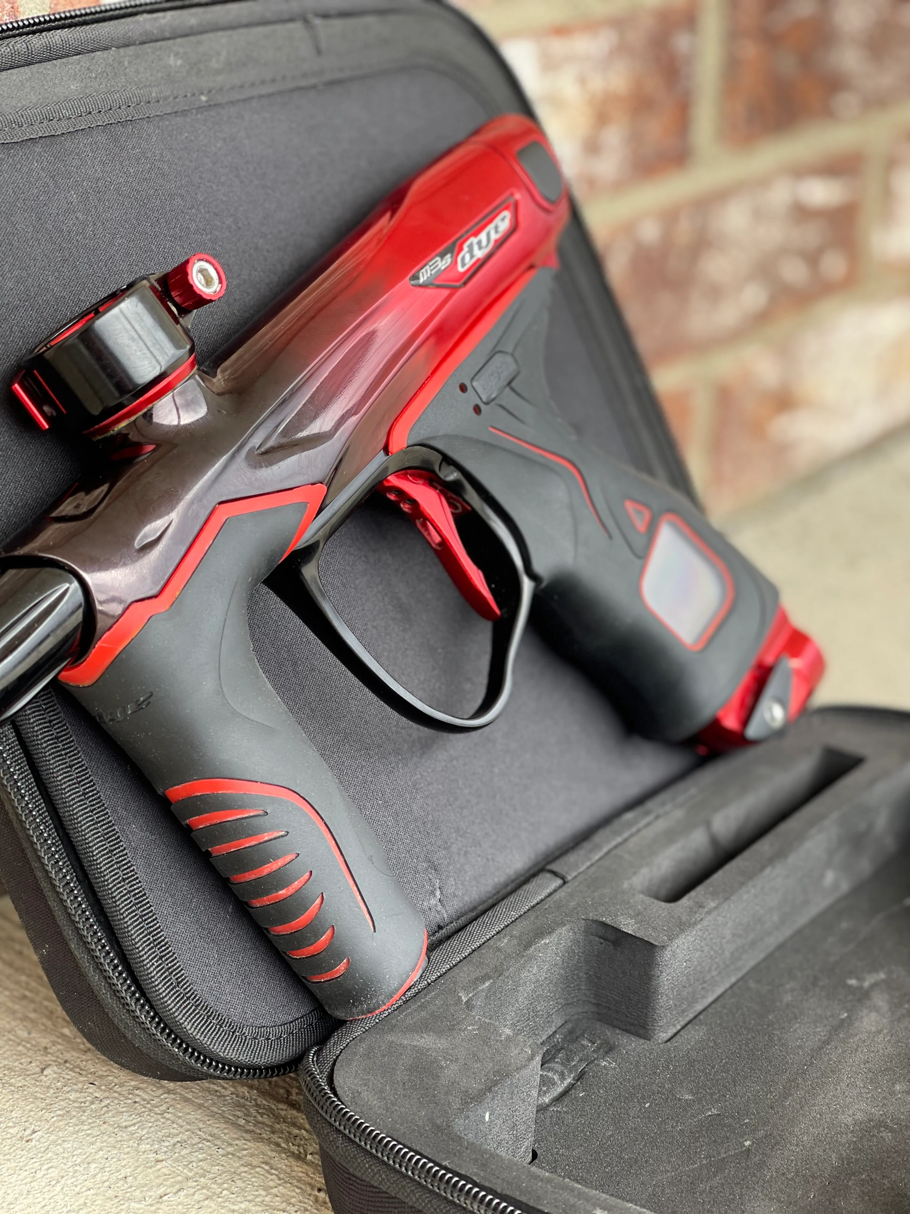 Used Dye M3S Paintball Marker - Bloody Sunday - Image 4
