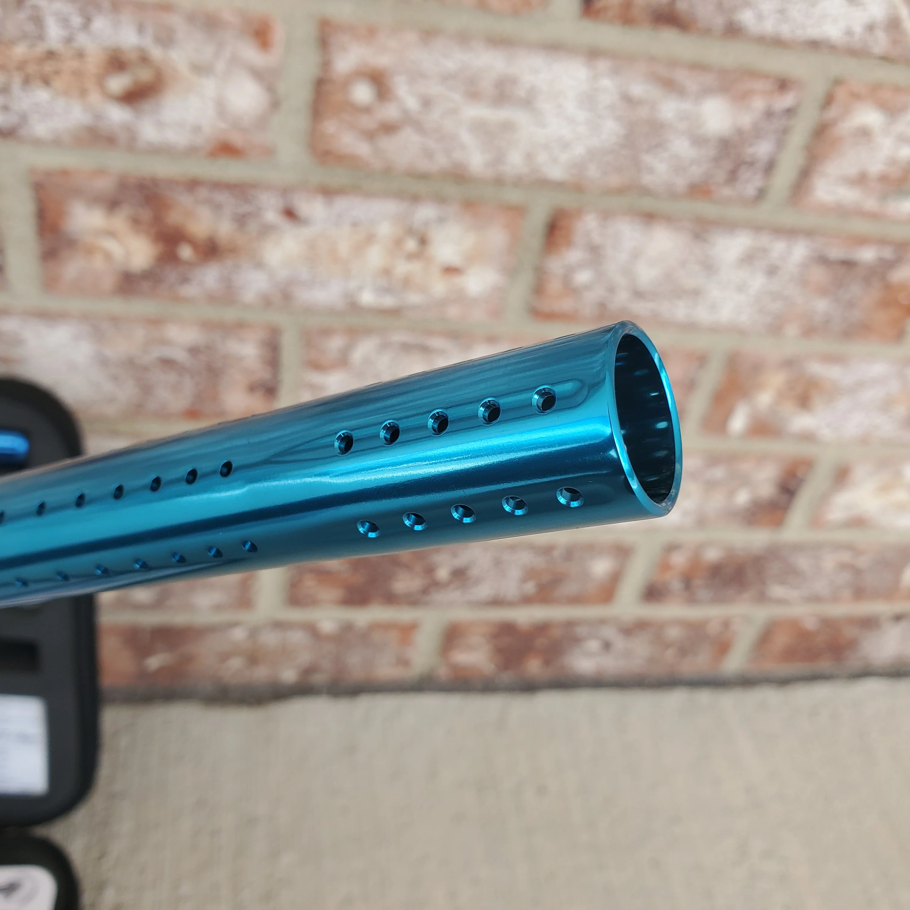 Used Dye M3S Paintball Marker - Deep Waters - Image 2
