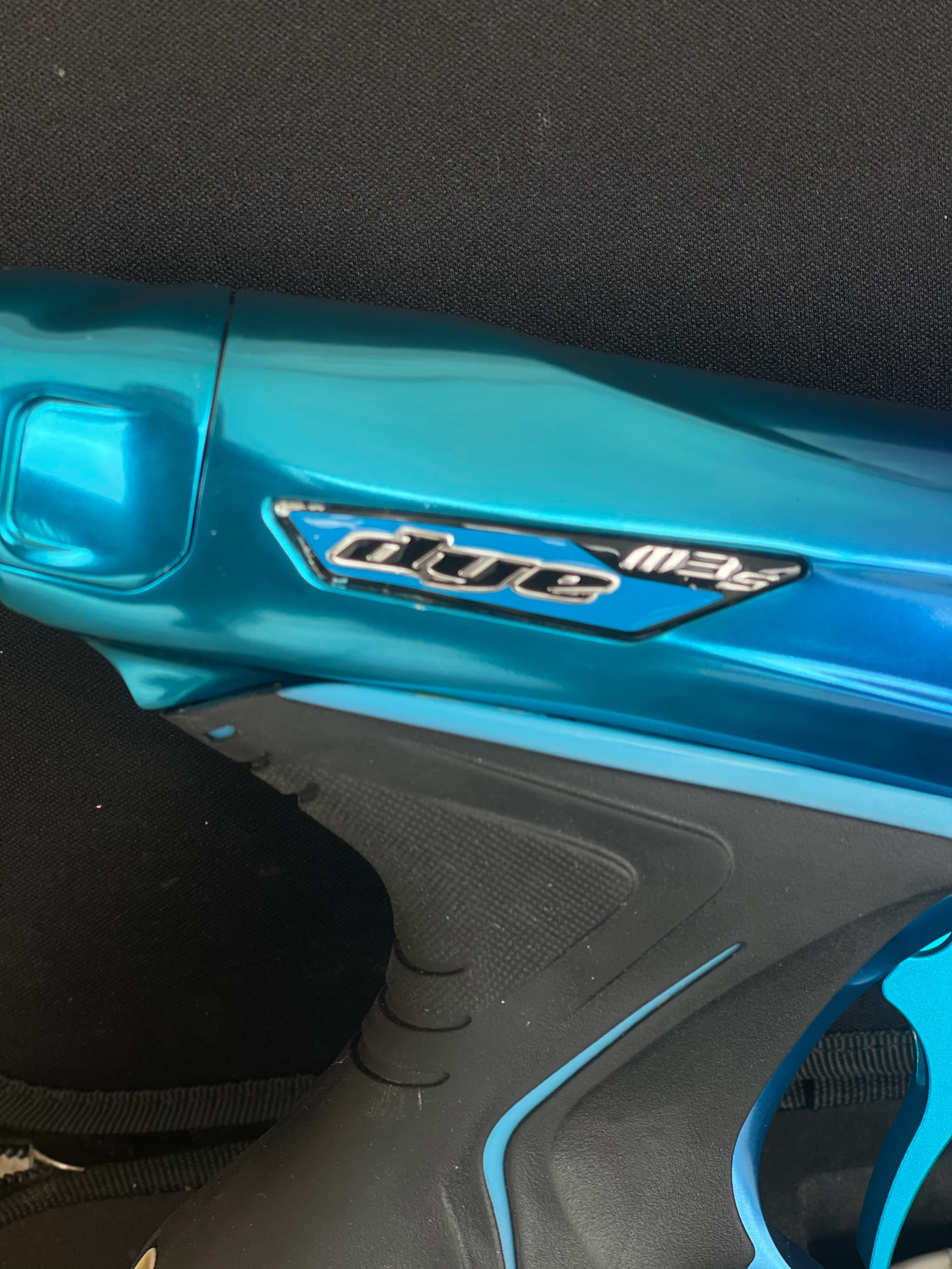 Used Dye M3S Paintball Marker - Deep Waters - Image 8
